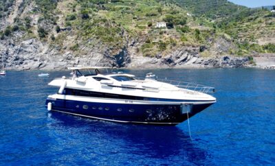 NYLEC CONAM WIDE BODY 75 – Charter Motoryacht