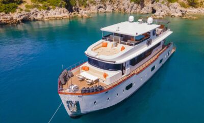 SIMAY M – Charter Motoryacht 26MT