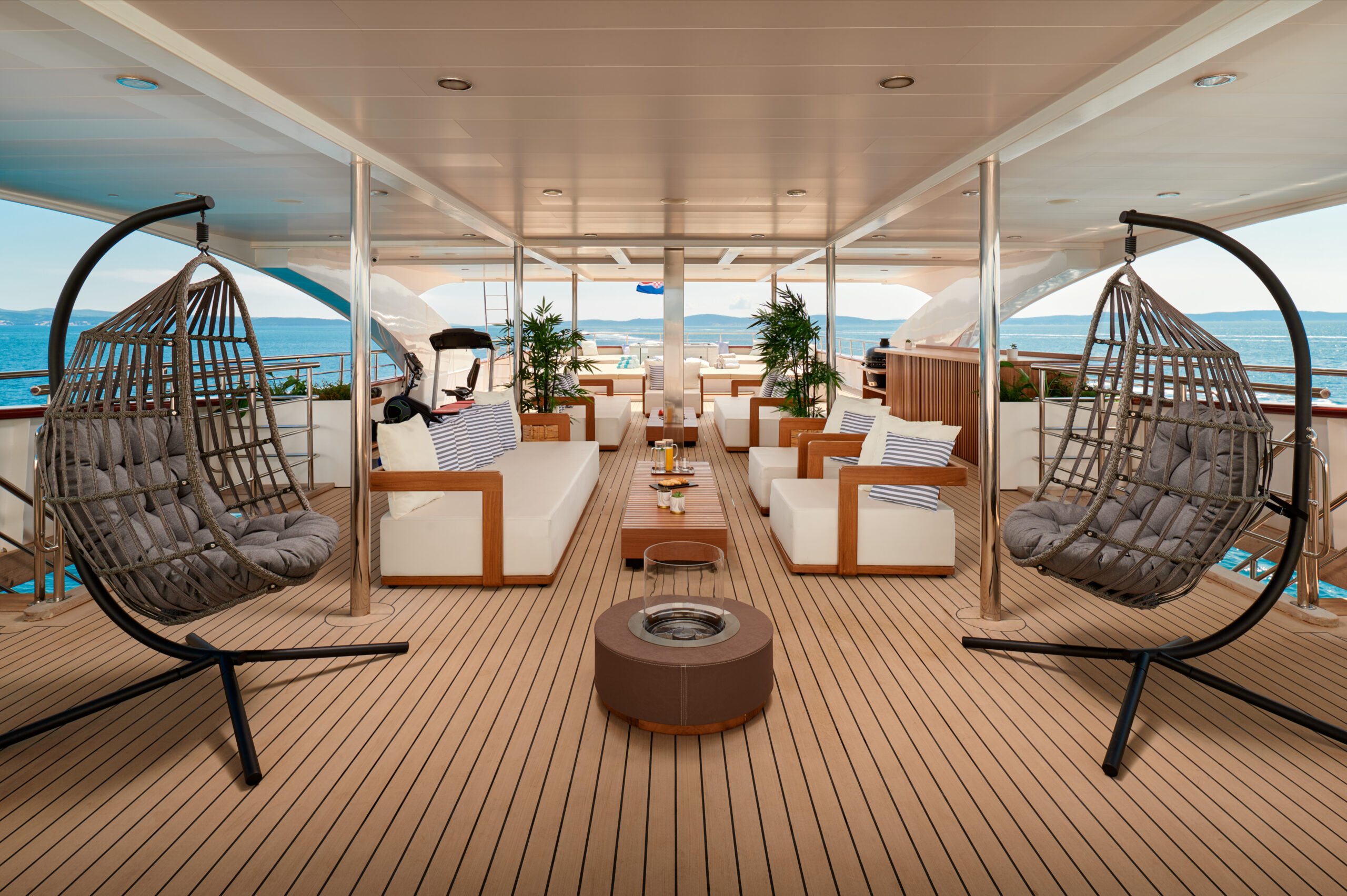 levante_yacht