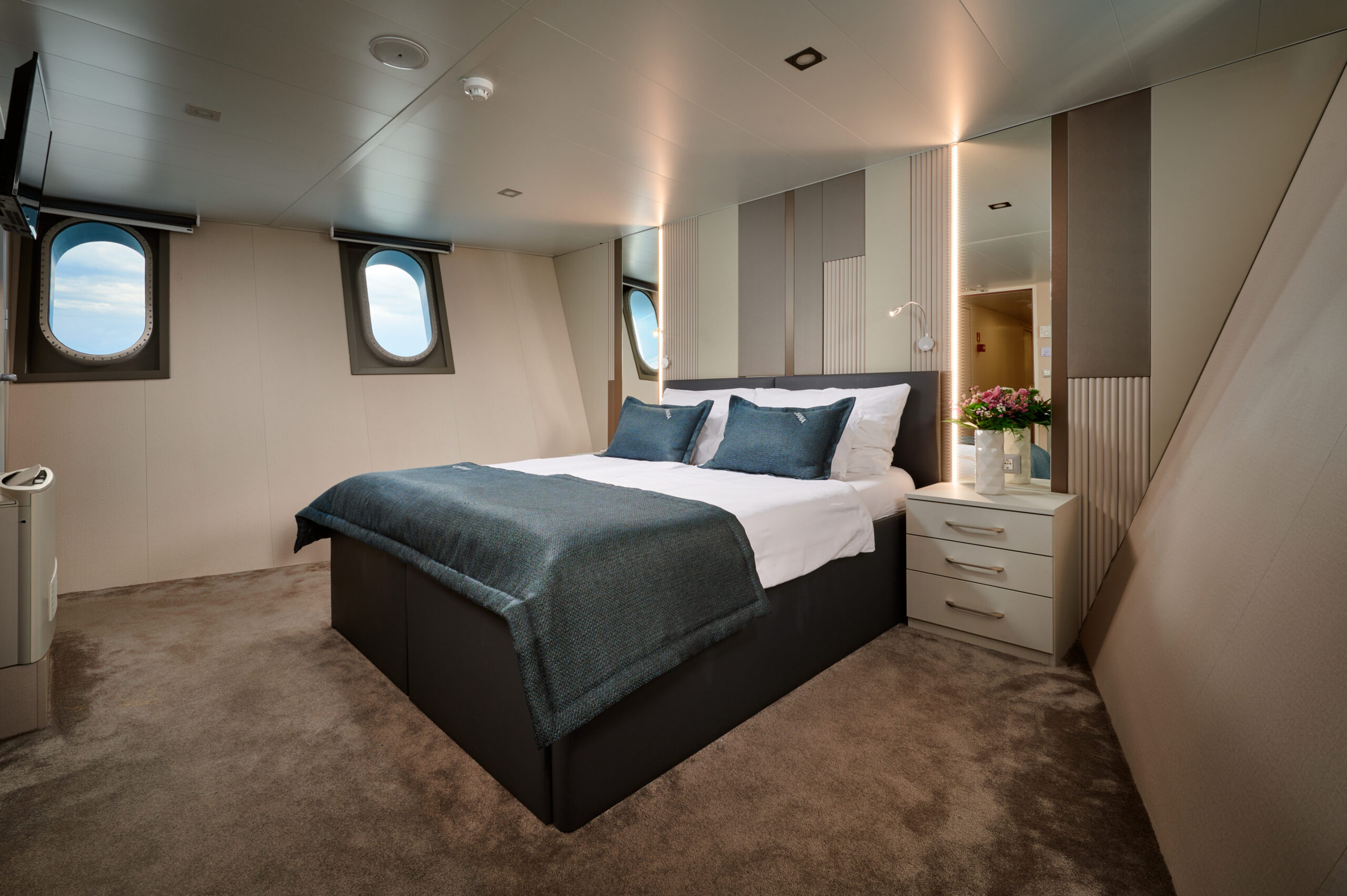 levante_yacht