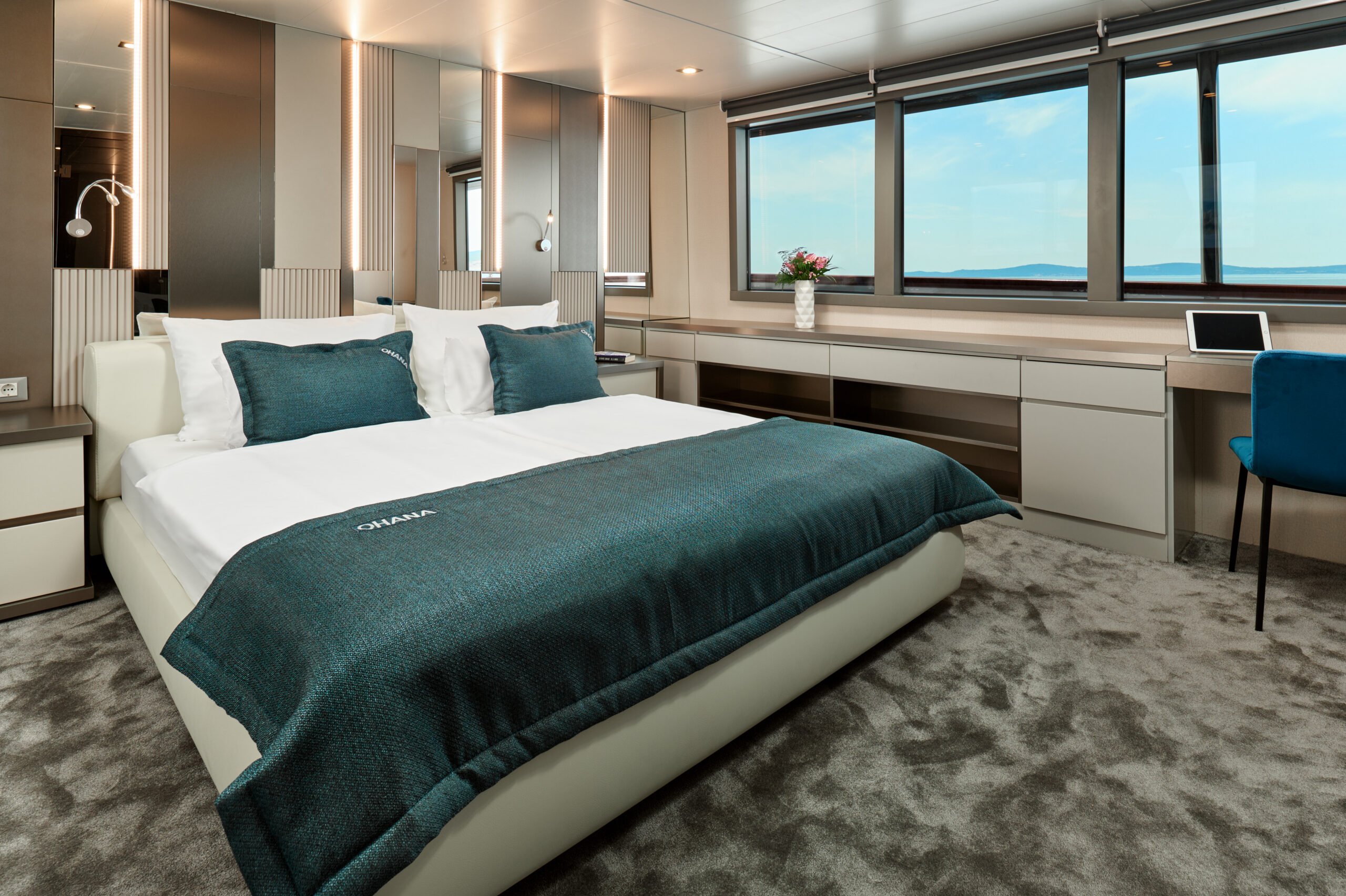levante_yacht