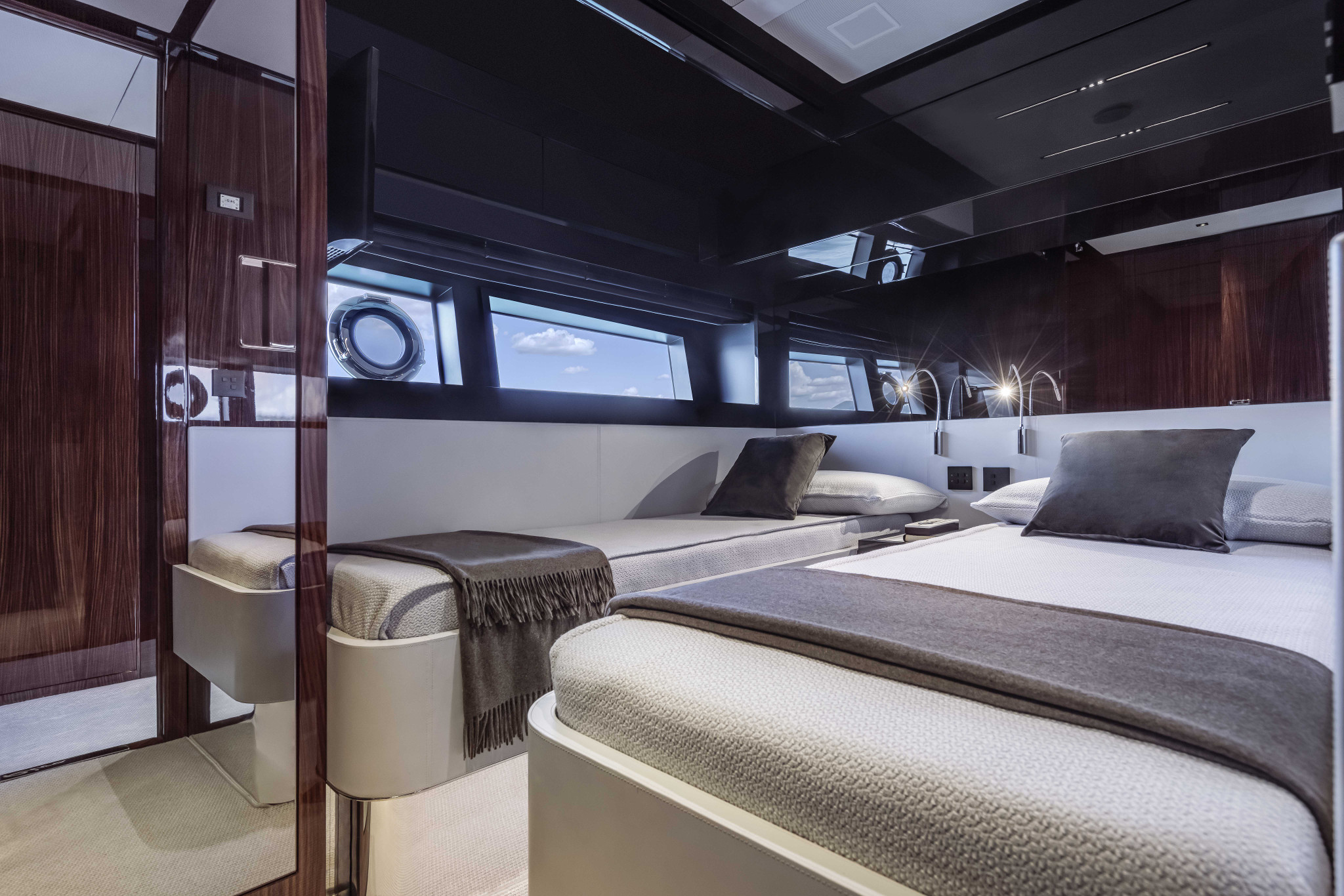 levante_yacht