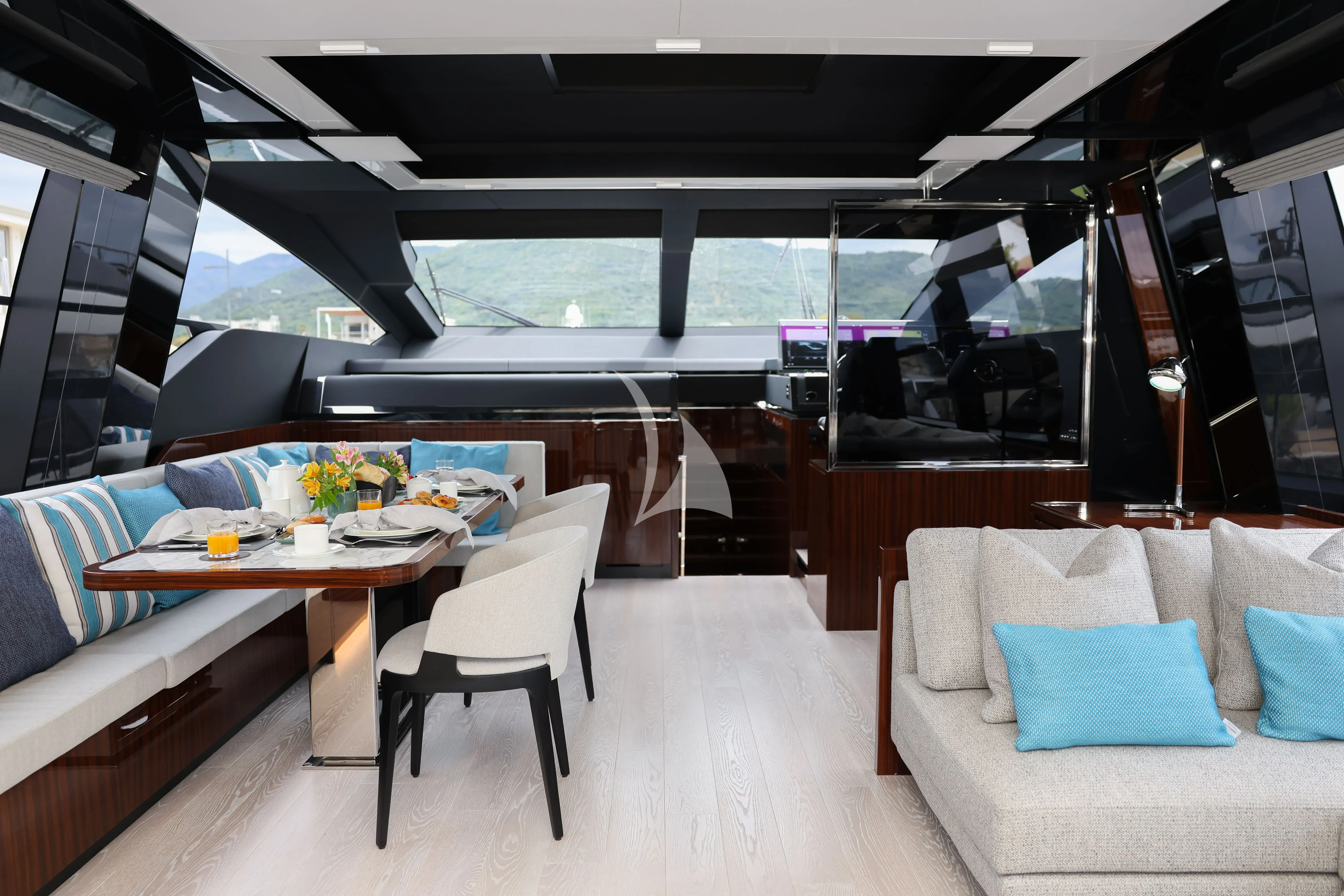 levante_yacht