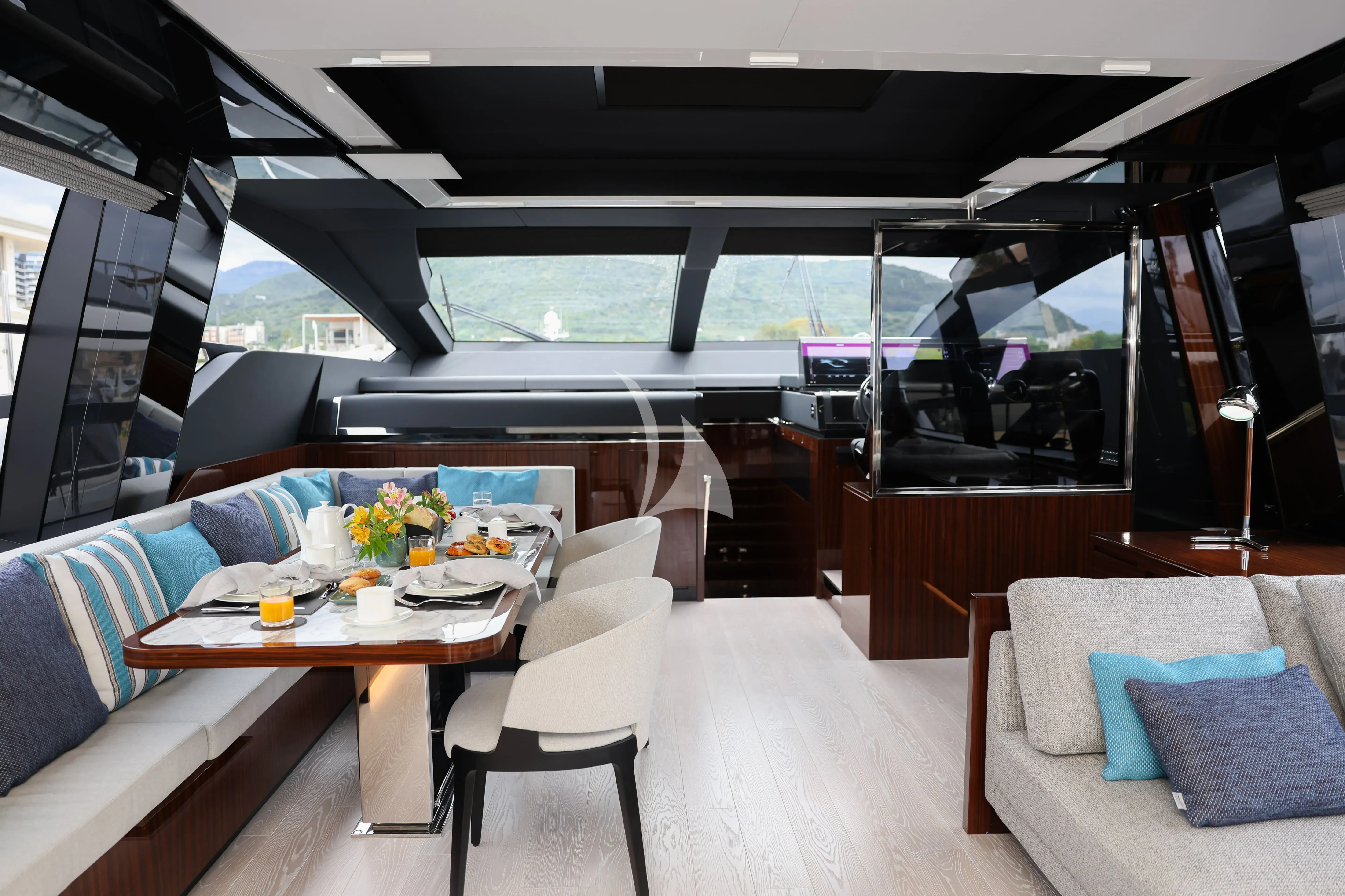 levante_yacht