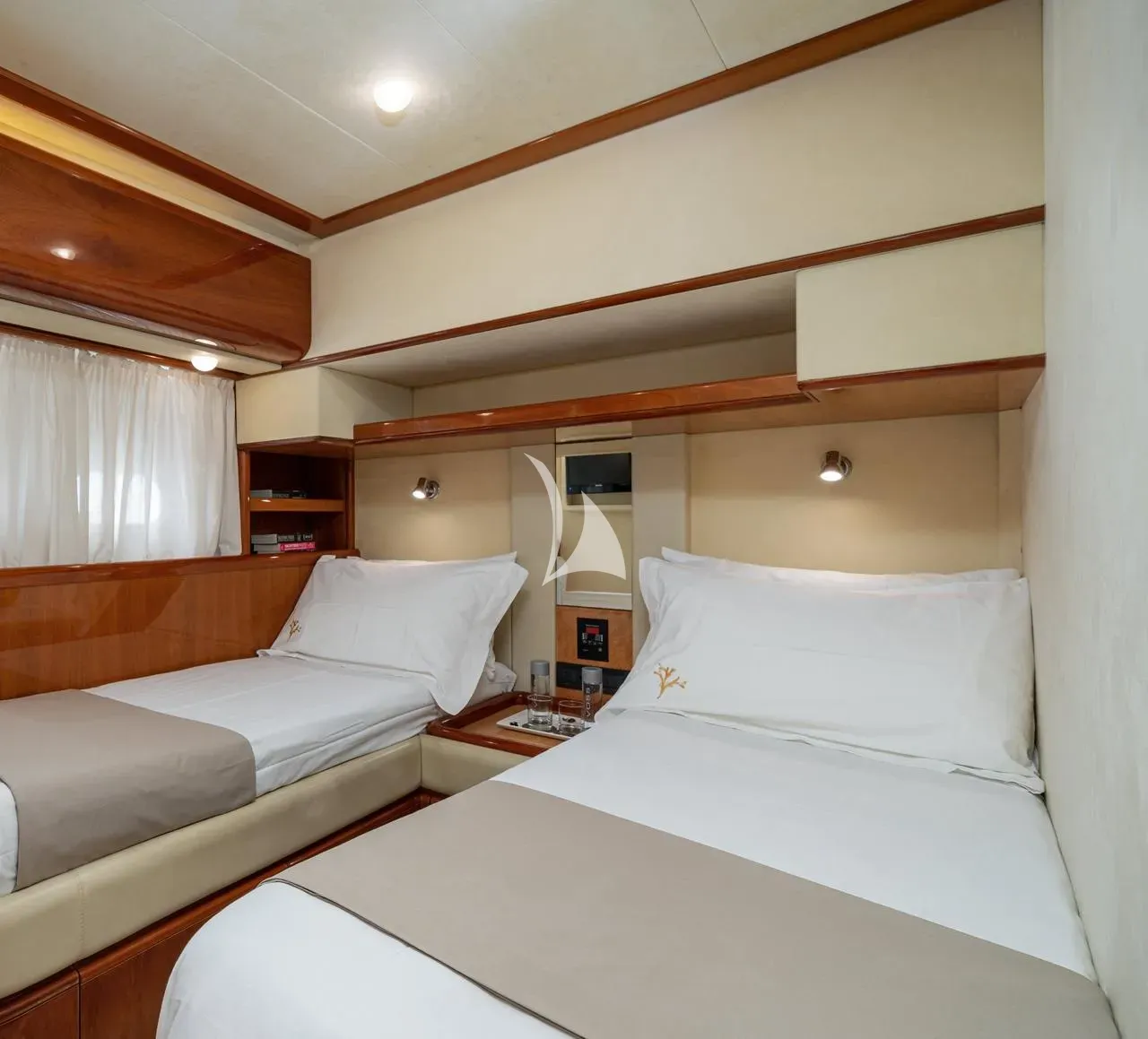levante_yacht