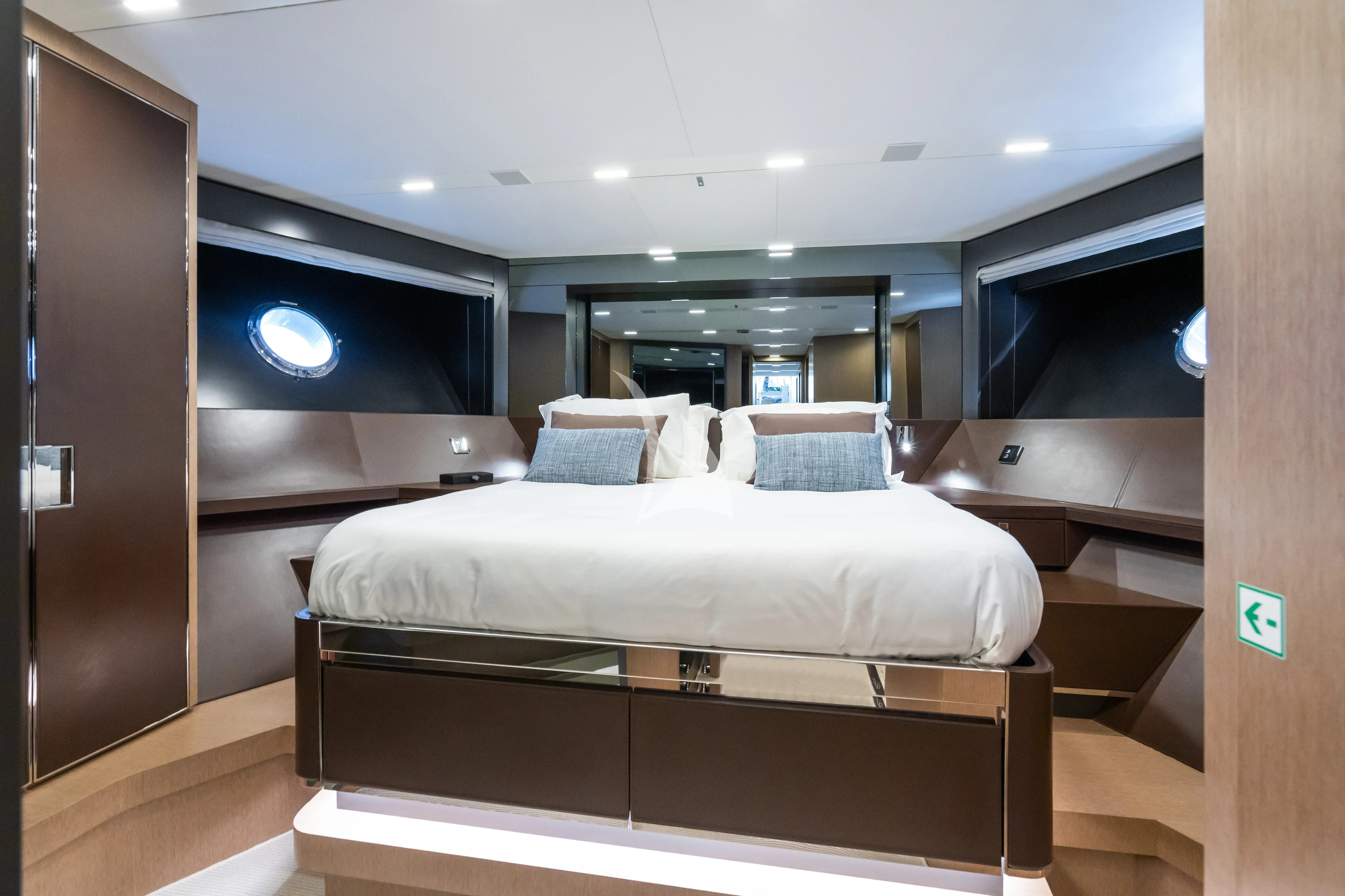 levante_yacht