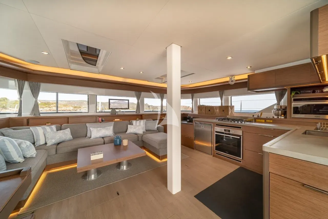 levante_yacht