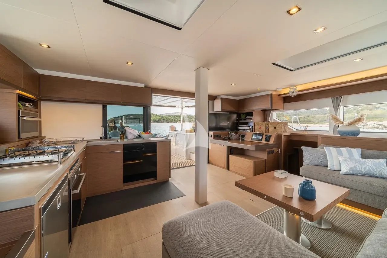 levante_yacht