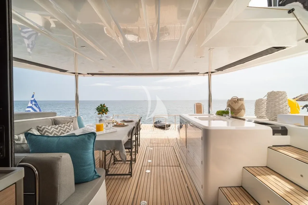 levante_yacht