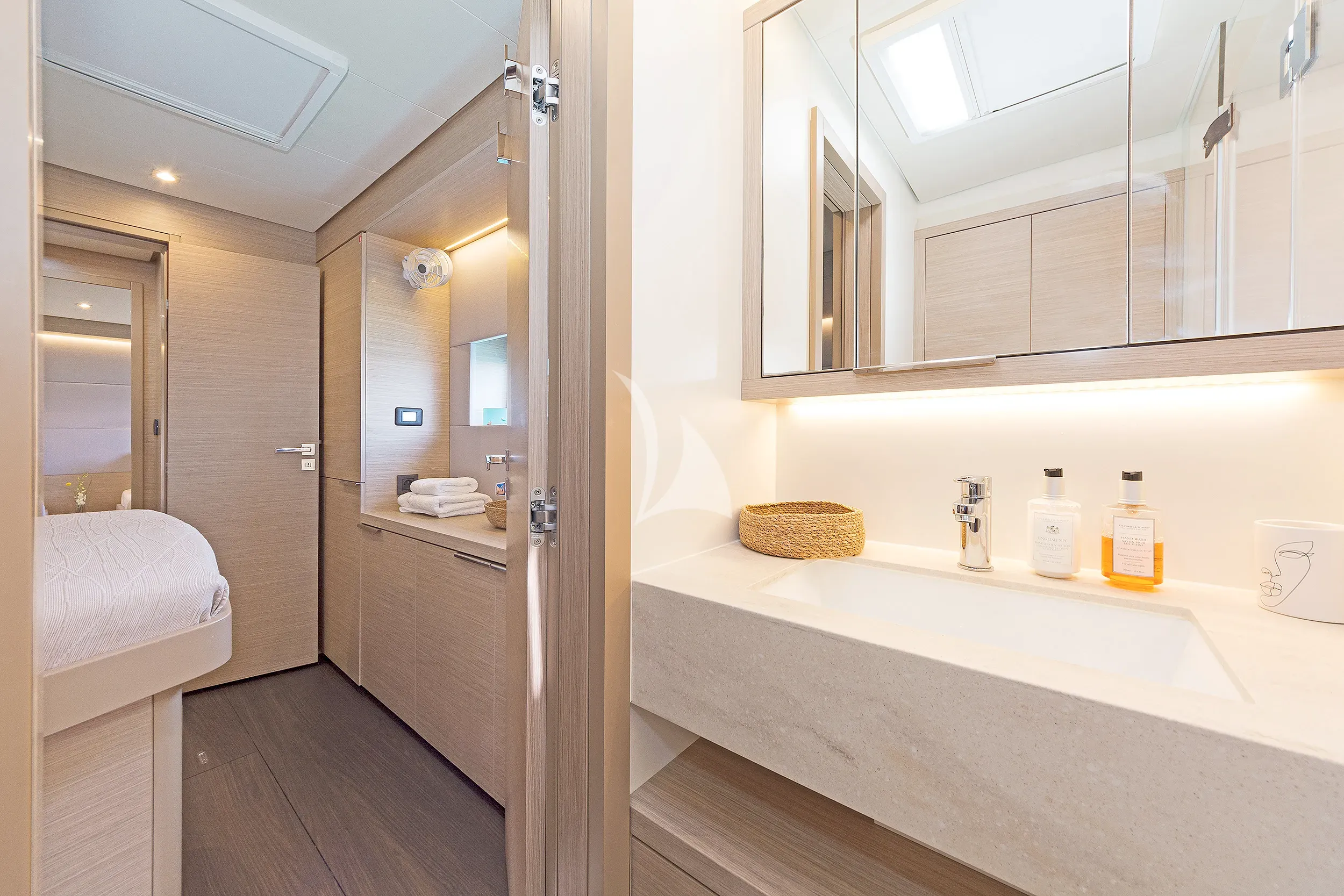 levante_yacht