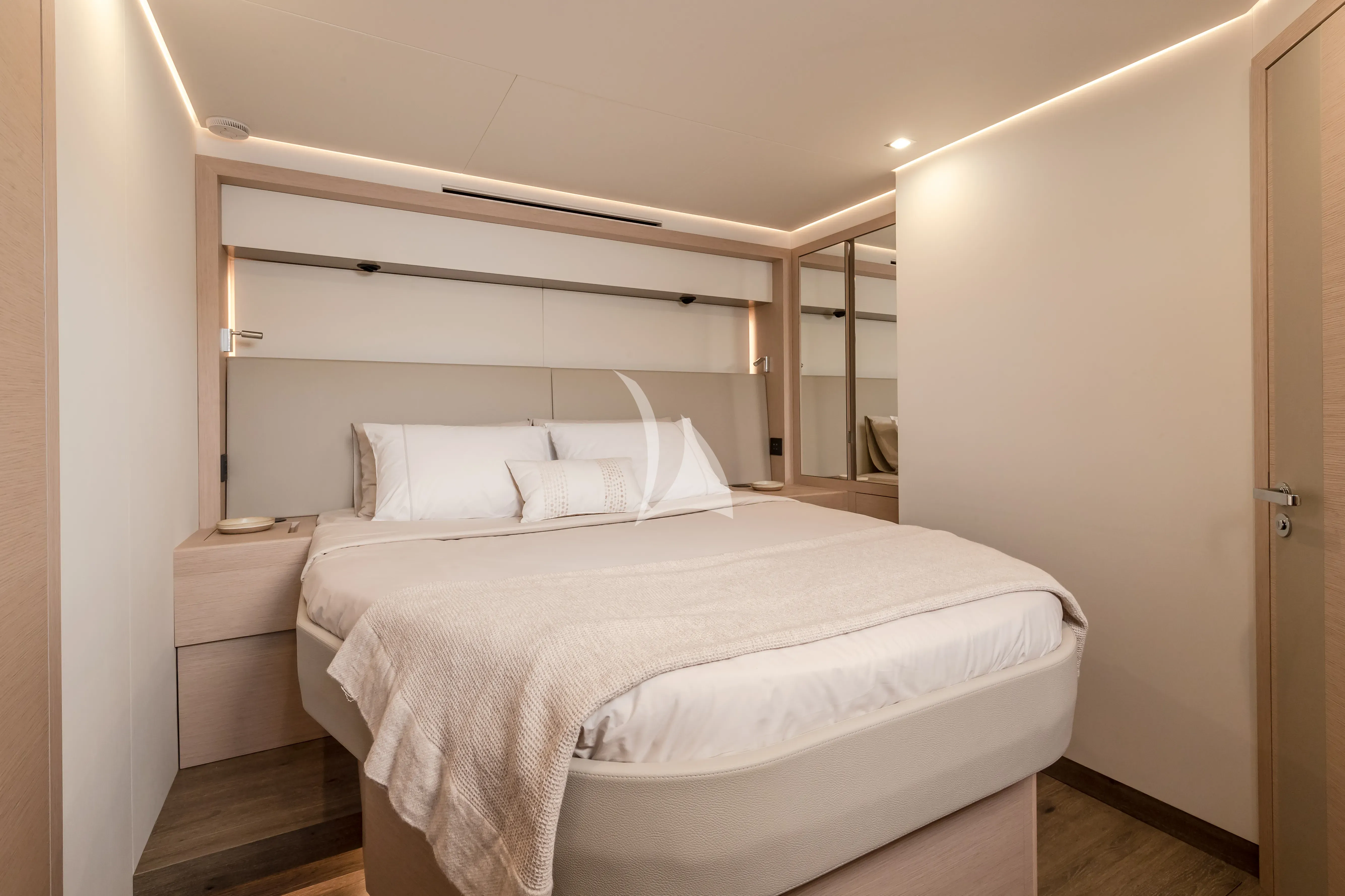 levante_yacht
