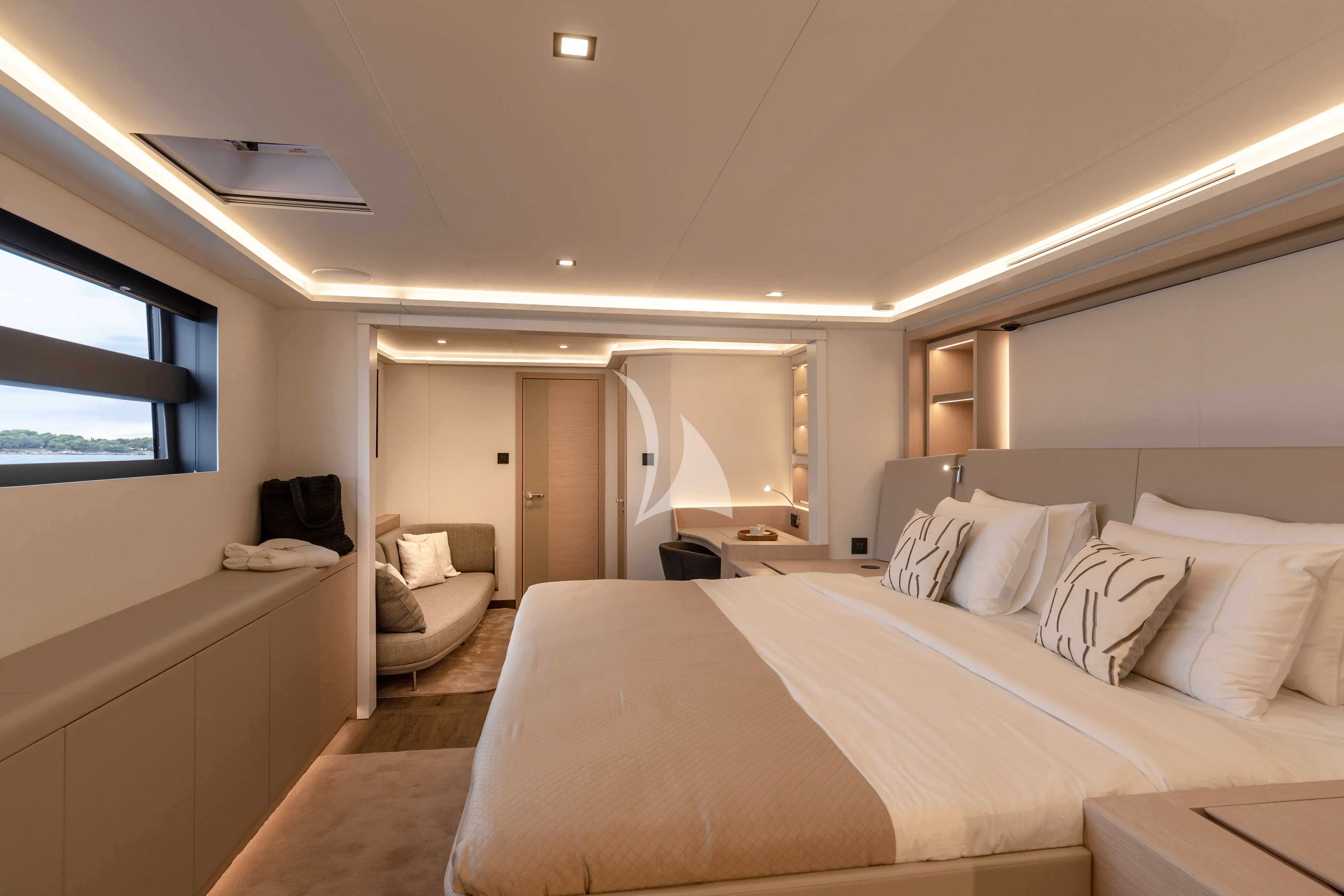 levante_yacht