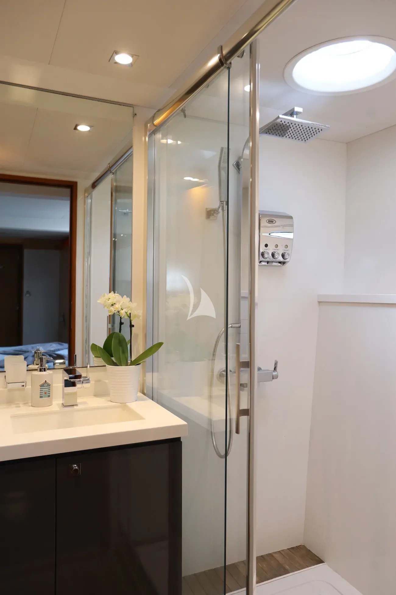 levante_yacht