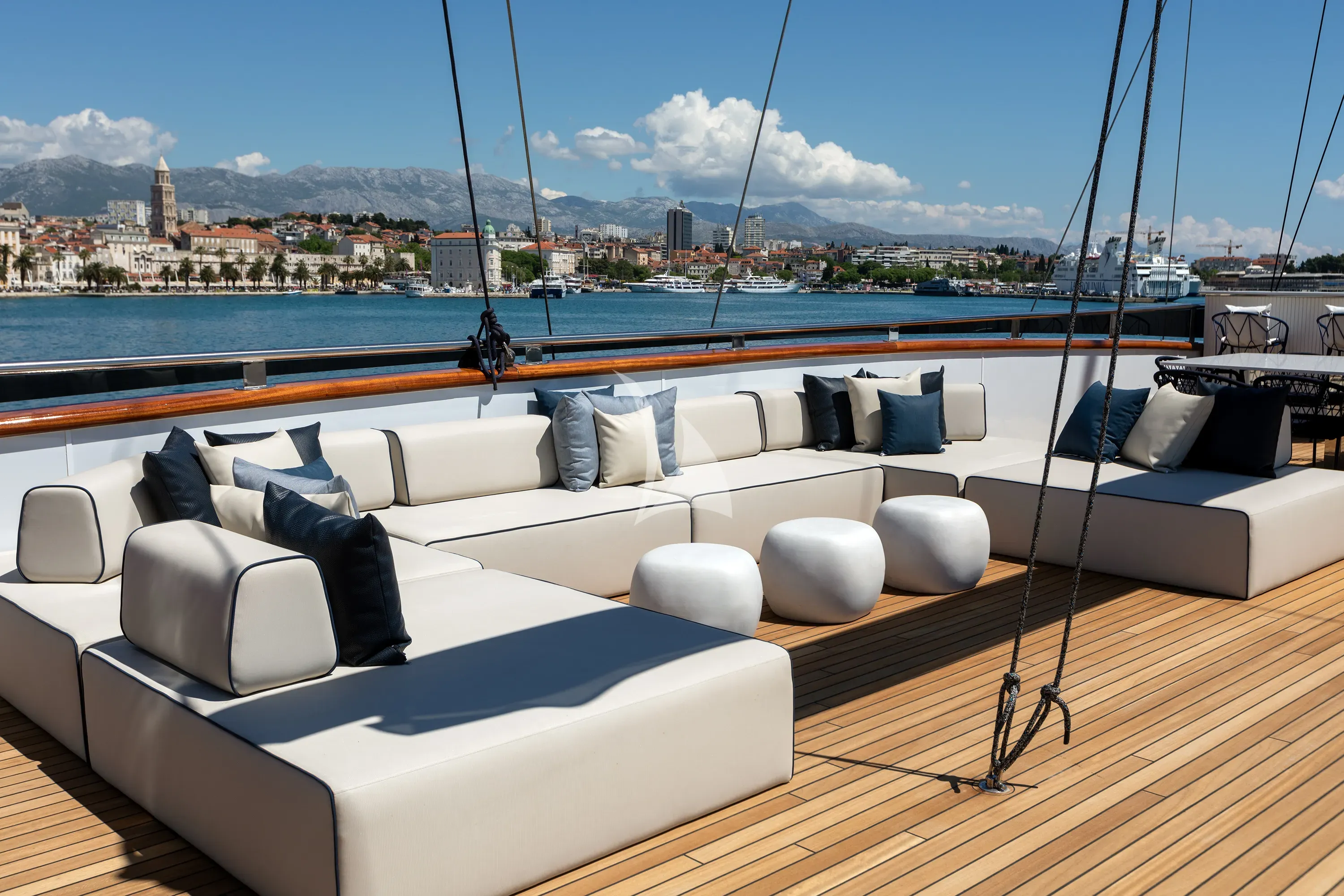 levante_yacht
