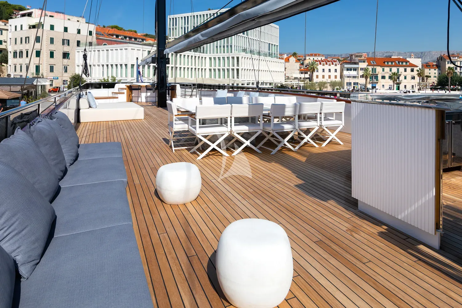 levante_yacht