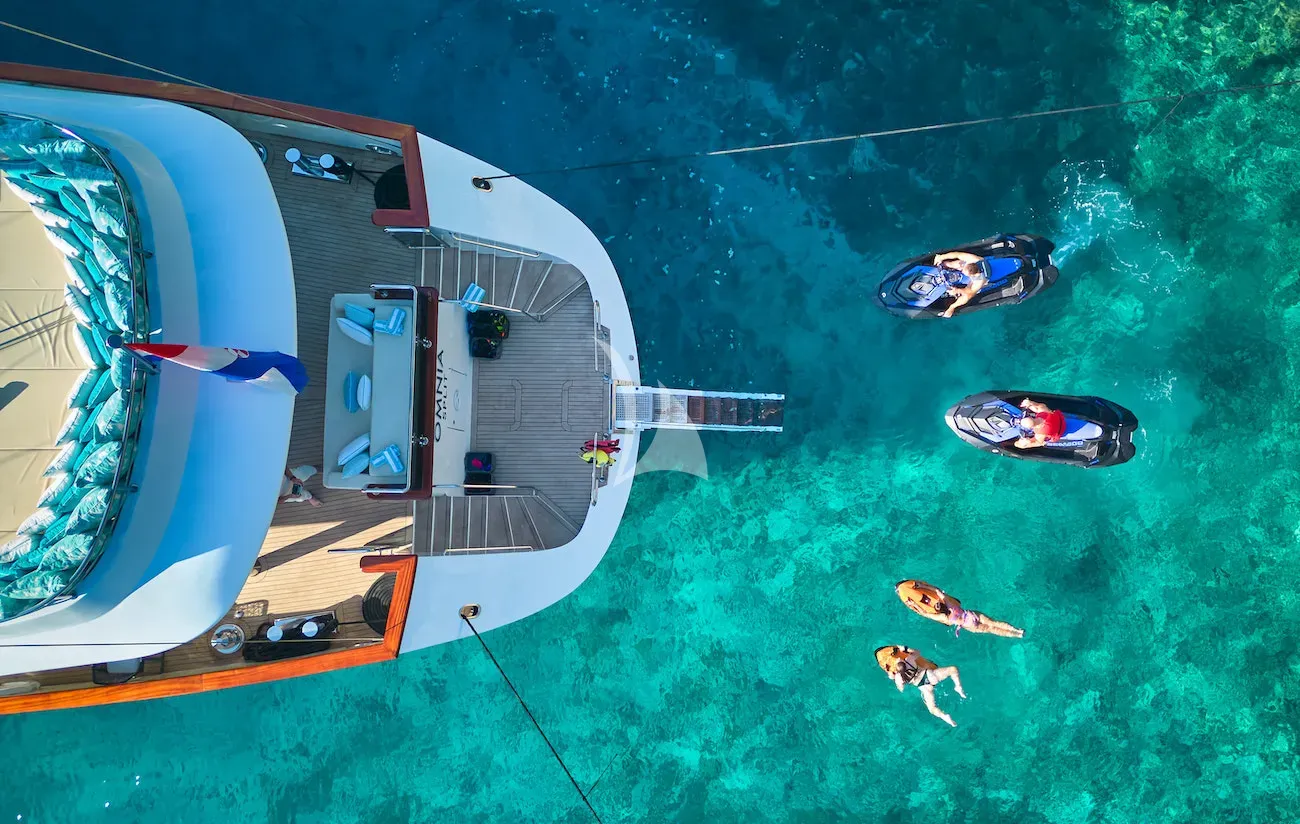 levante_yacht