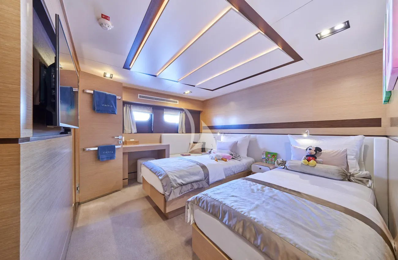 levante_yacht