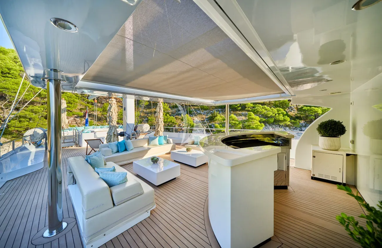 levante_yacht