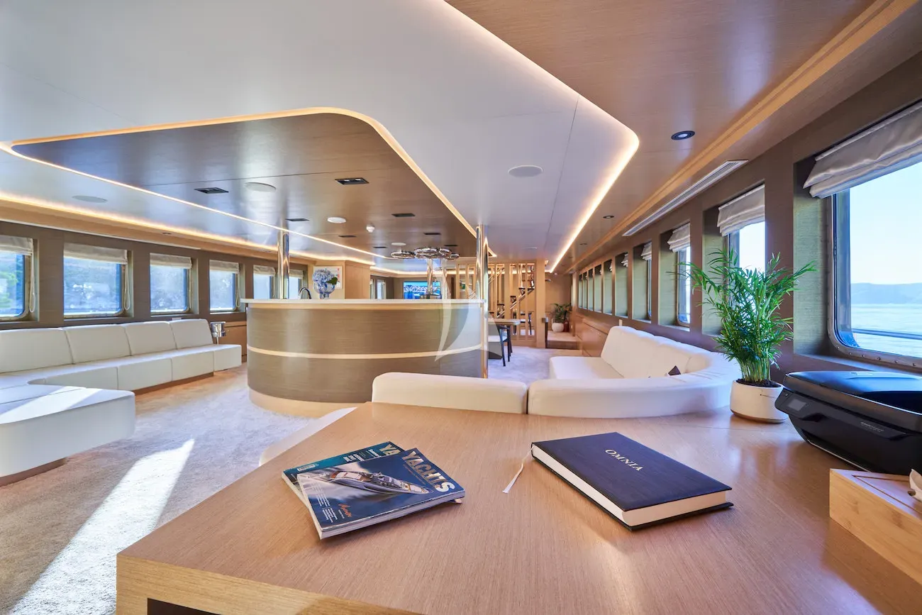 levante_yacht