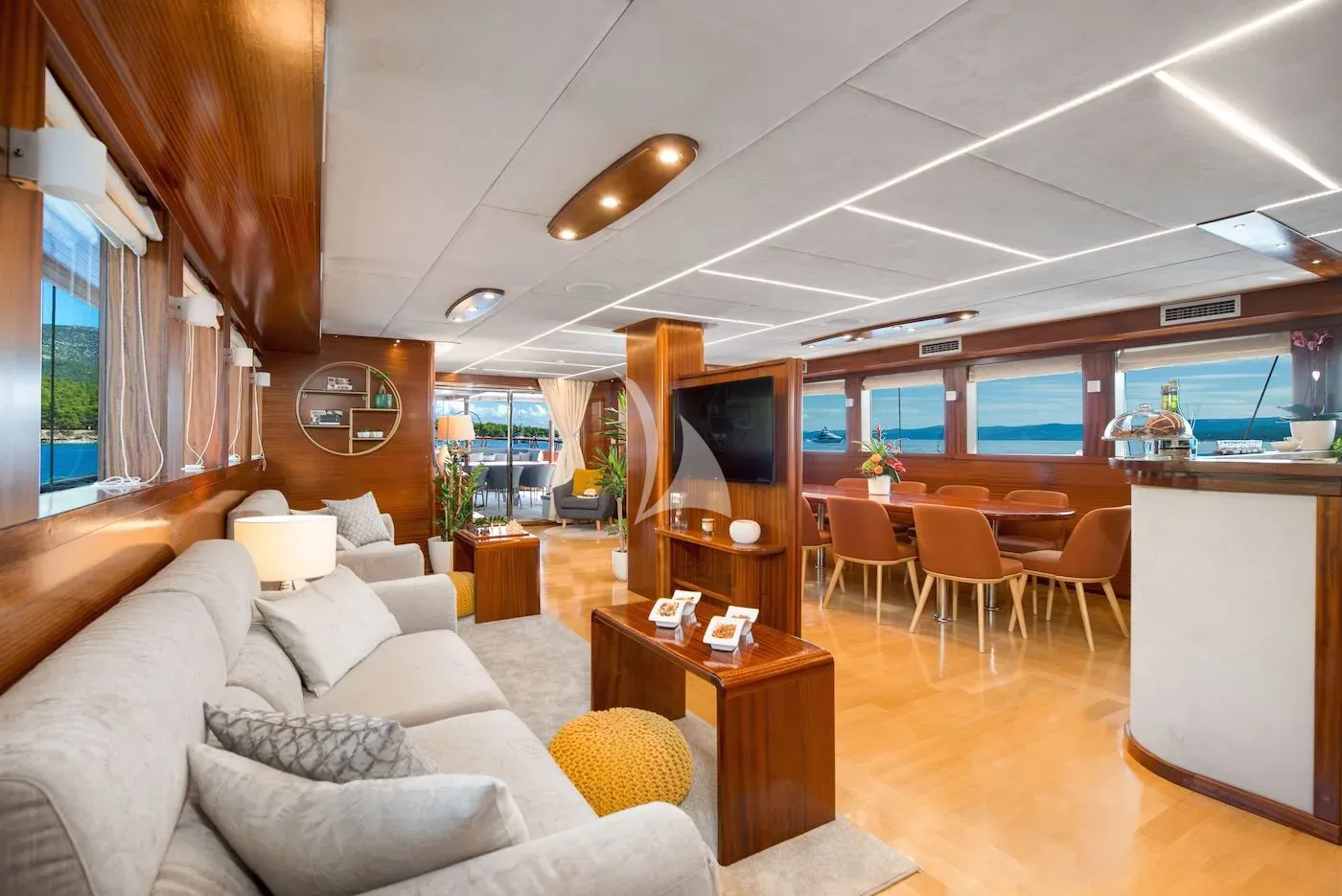 levante_yacht