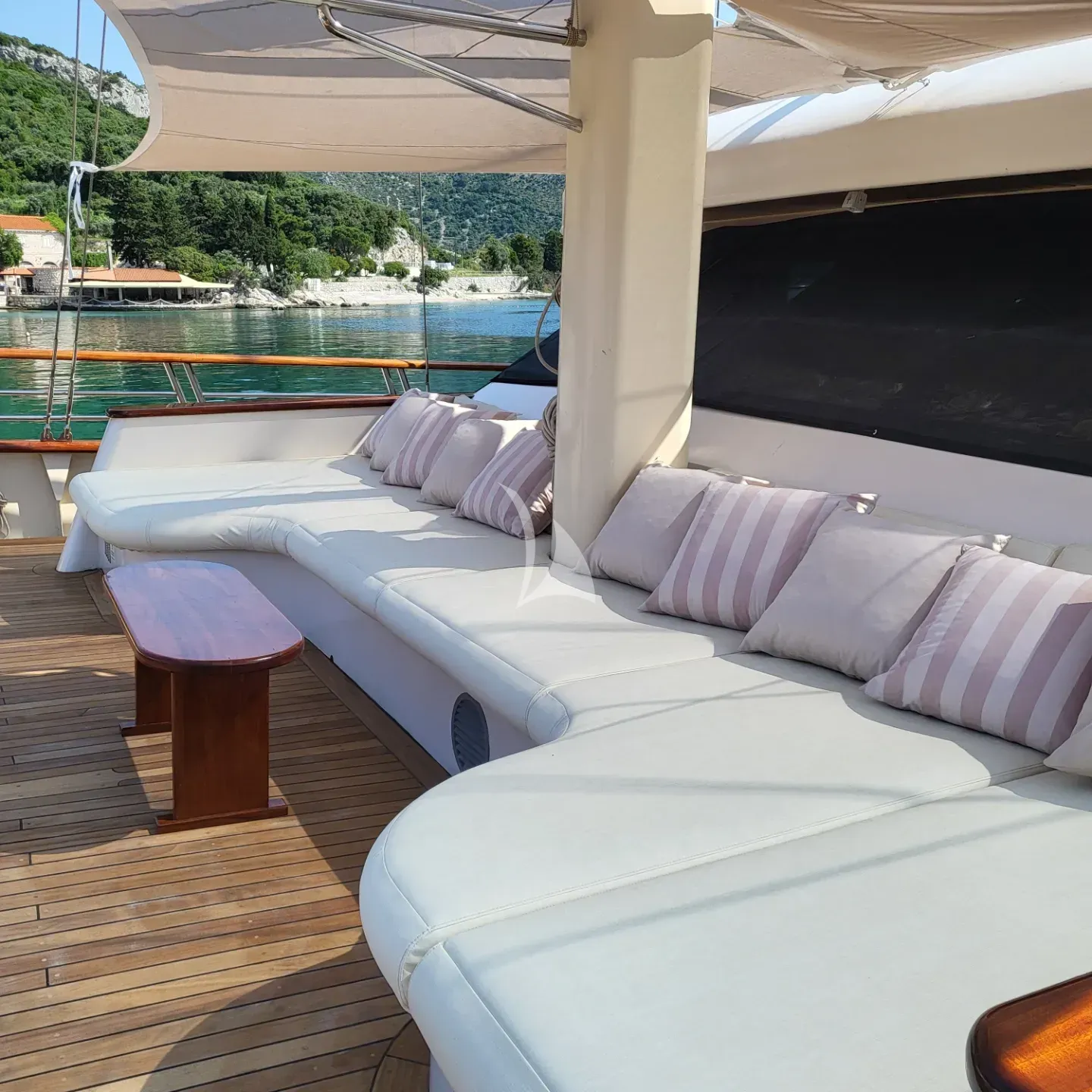 levante_yacht