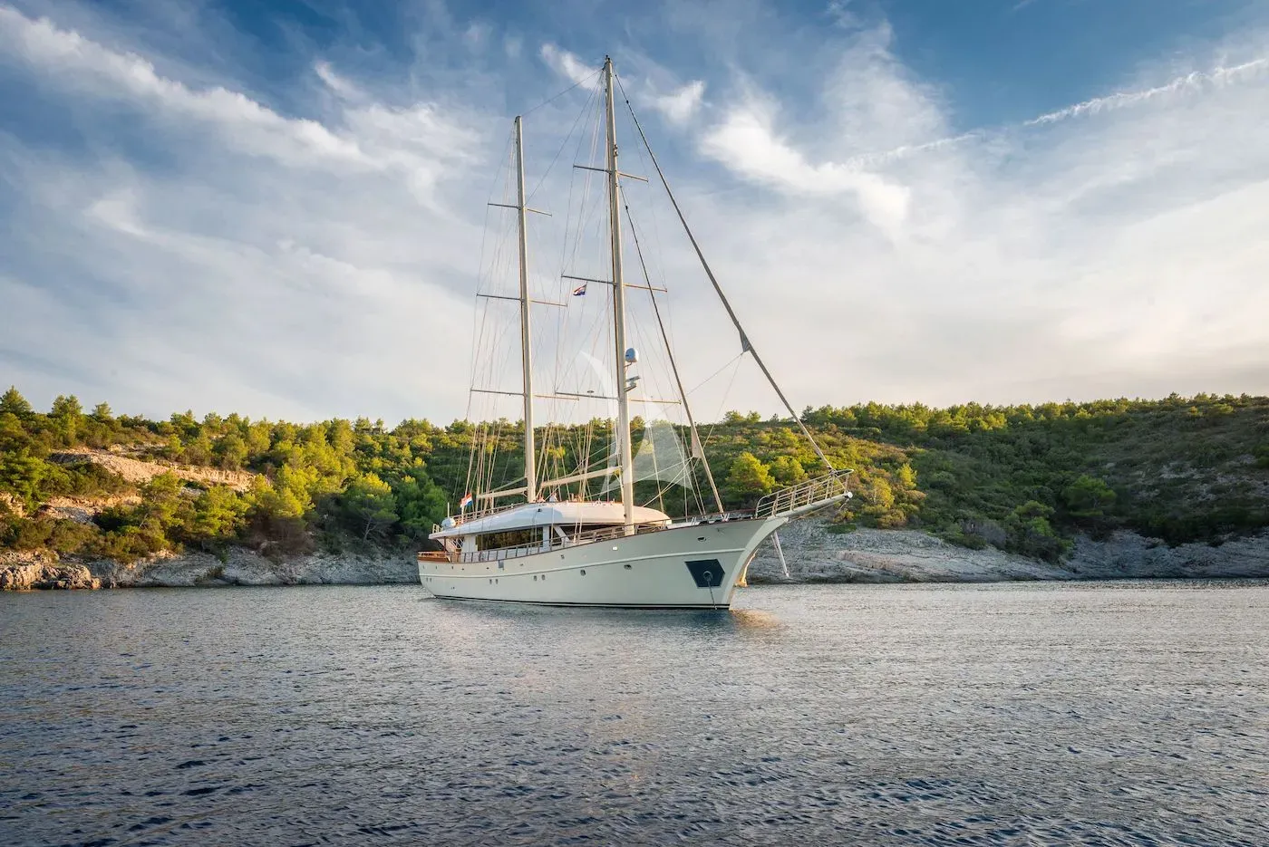 levante_yacht