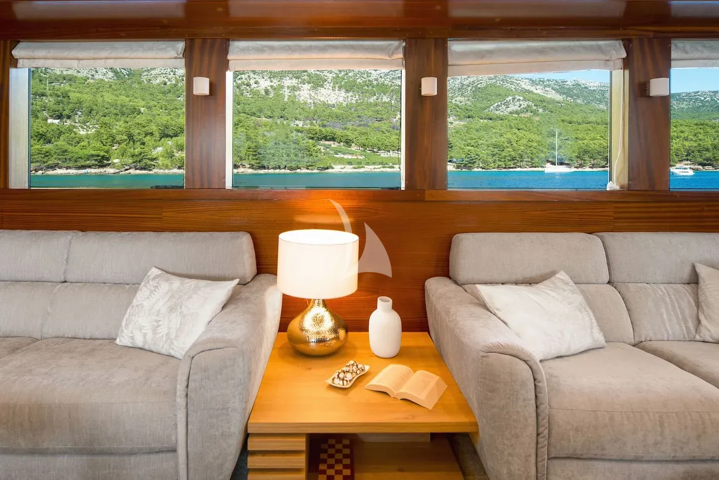levante_yacht