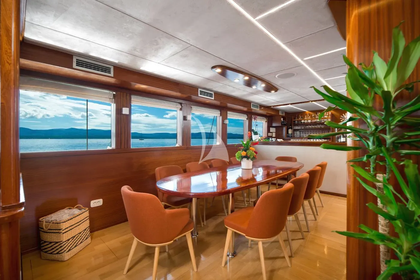 levante_yacht