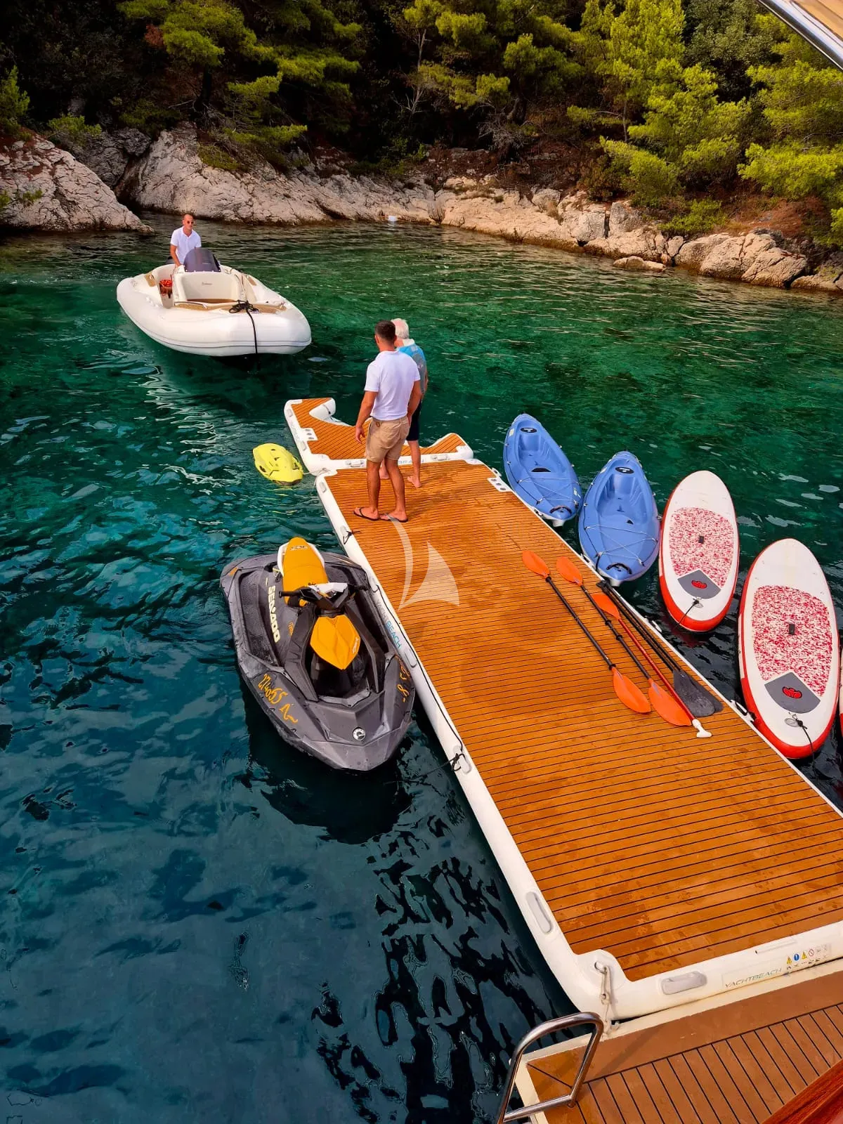 levante_yacht
