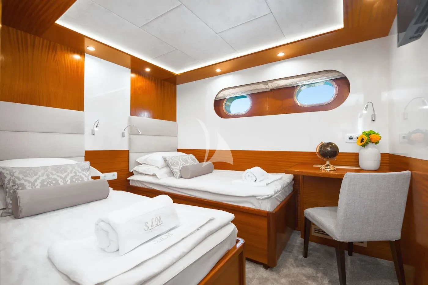 levante_yacht