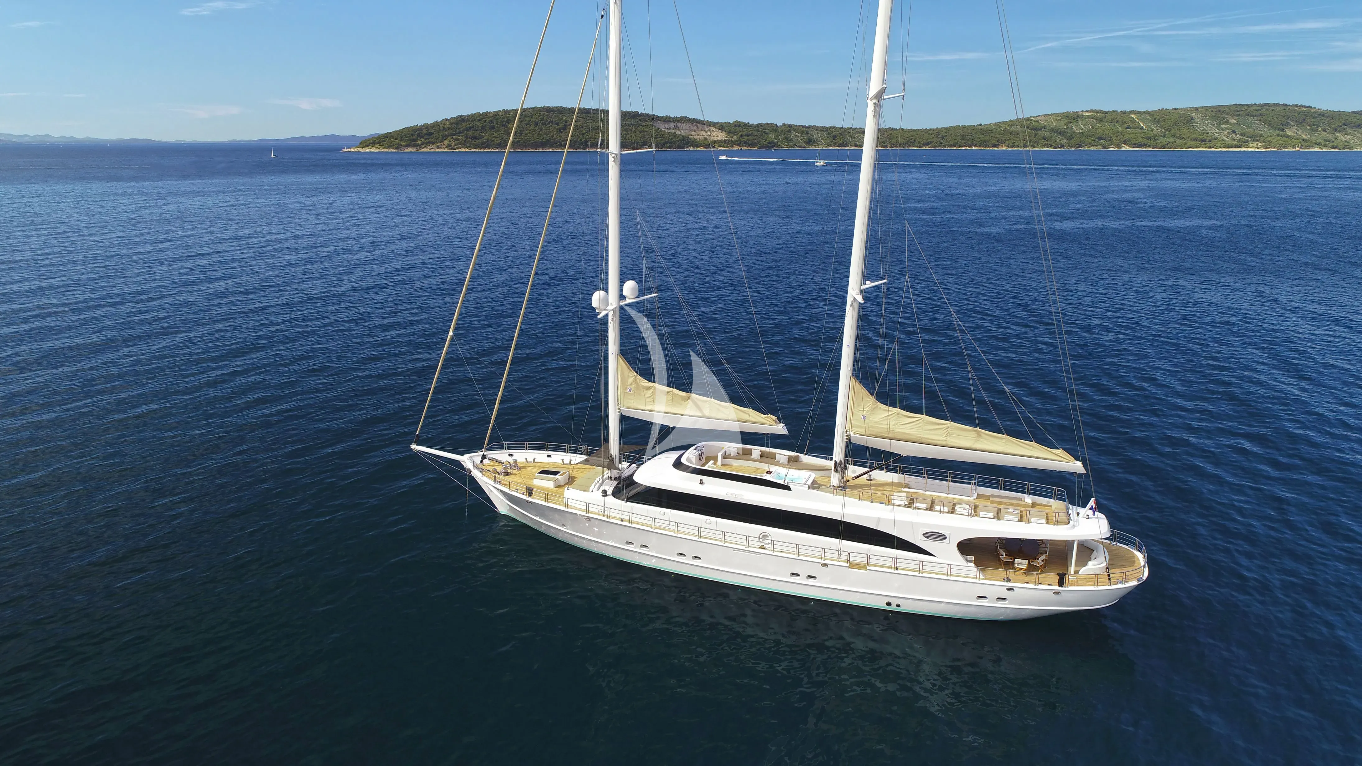 levante_yacht
