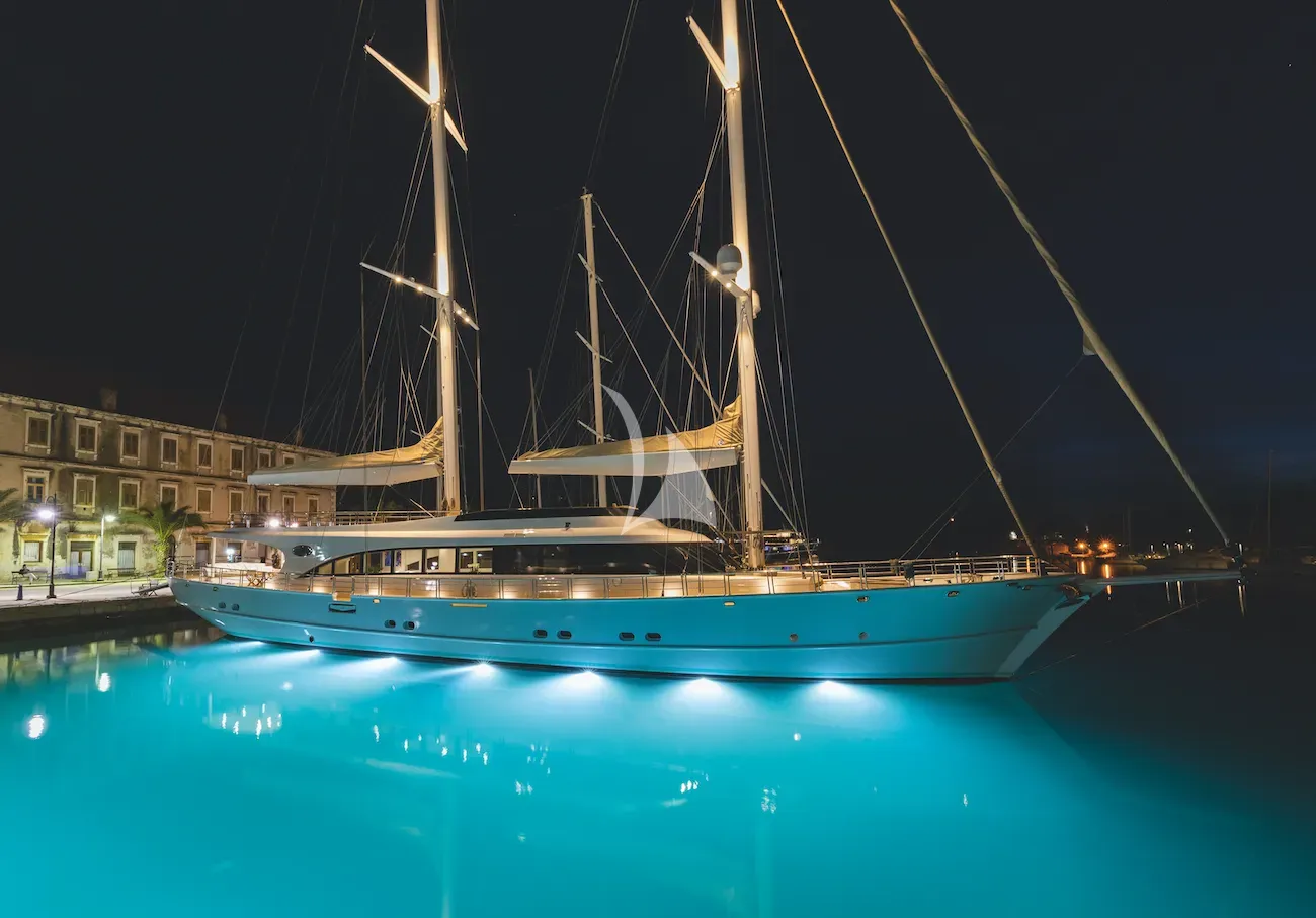 levante_yacht