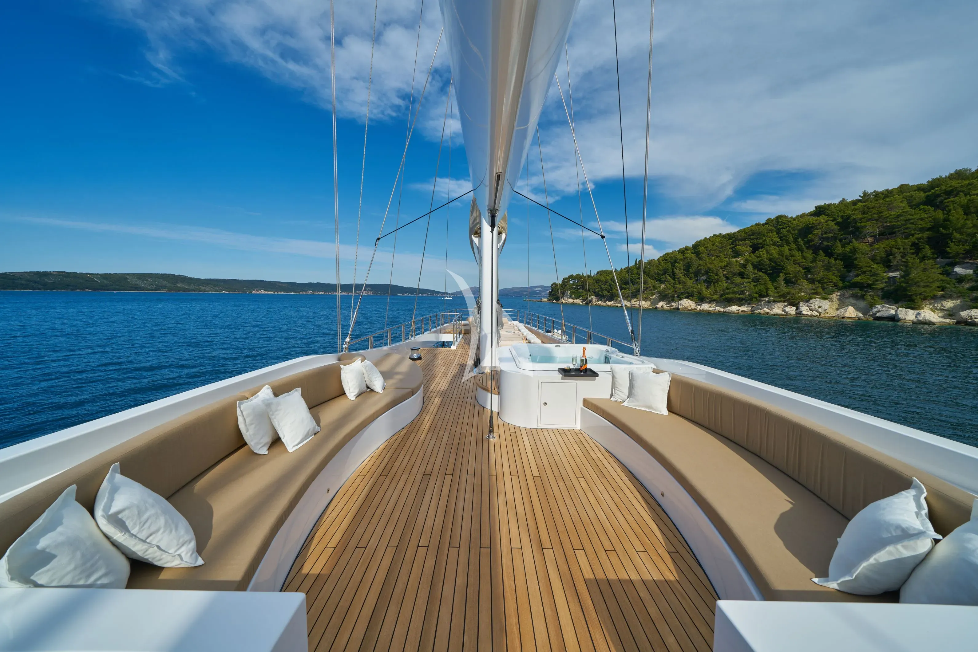 levante_yacht