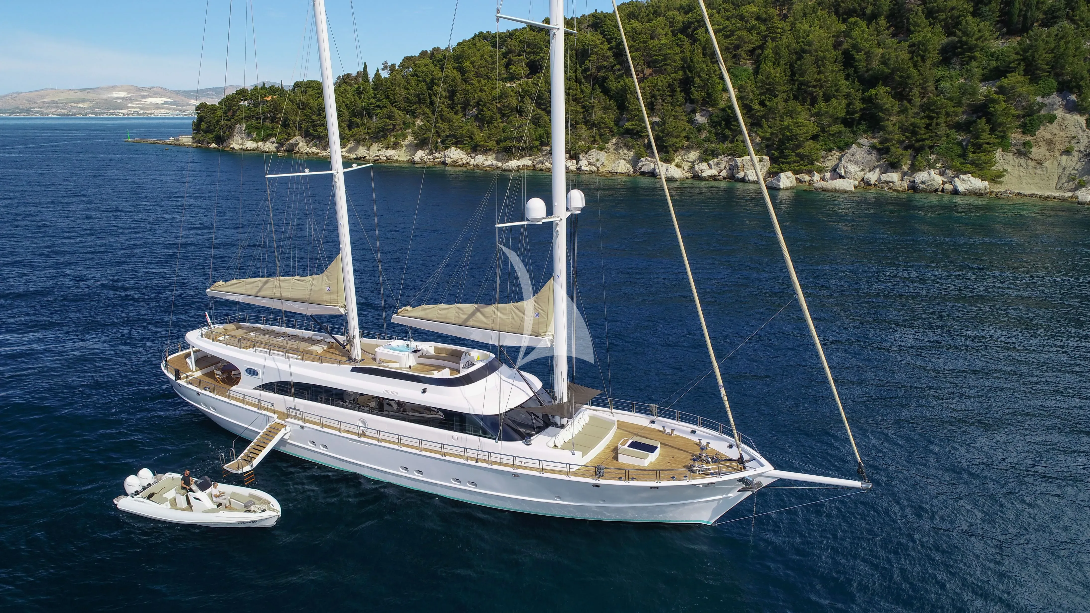 levante_yacht