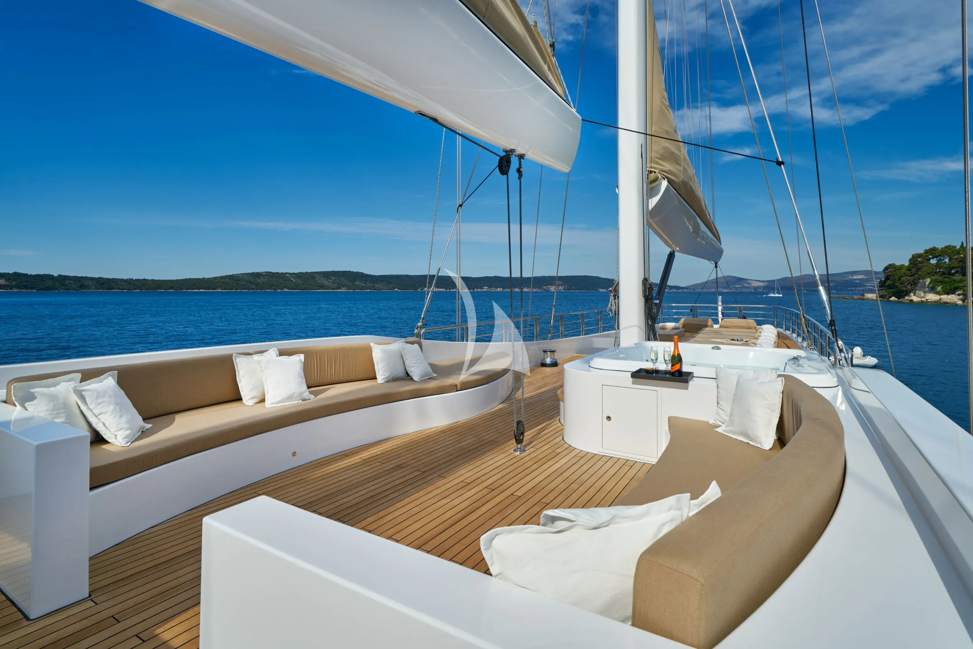 levante_yacht