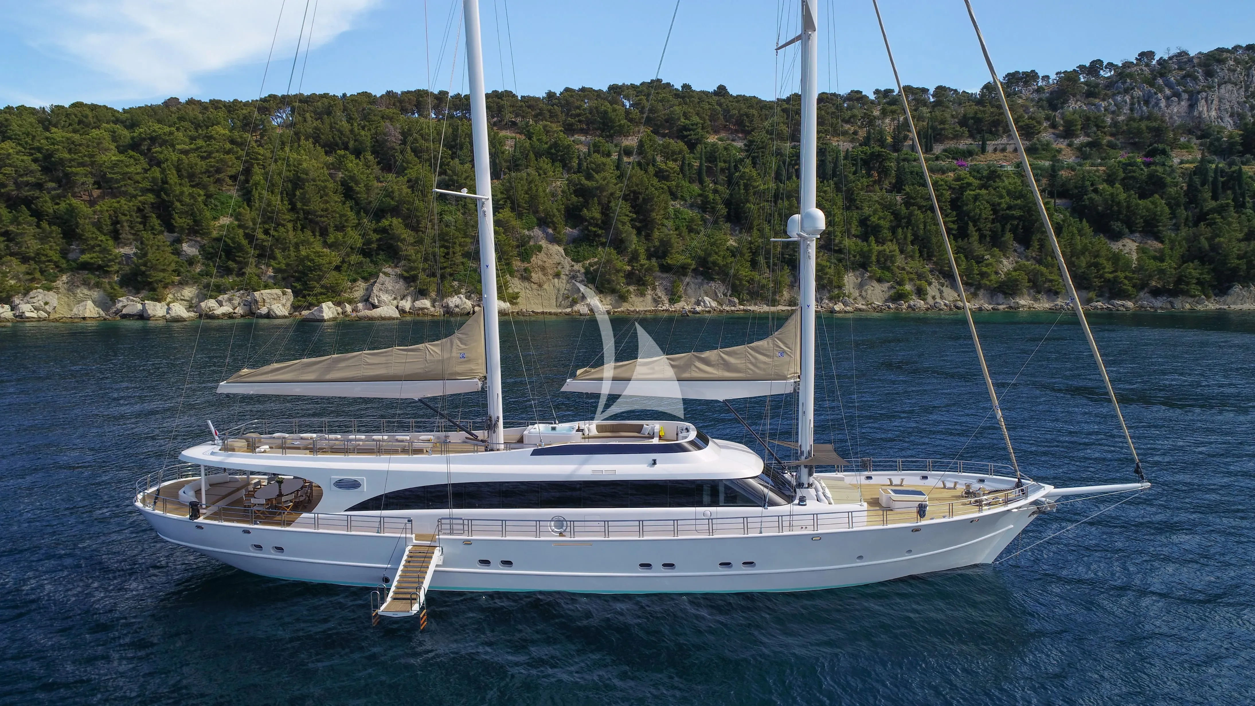 levante_yacht