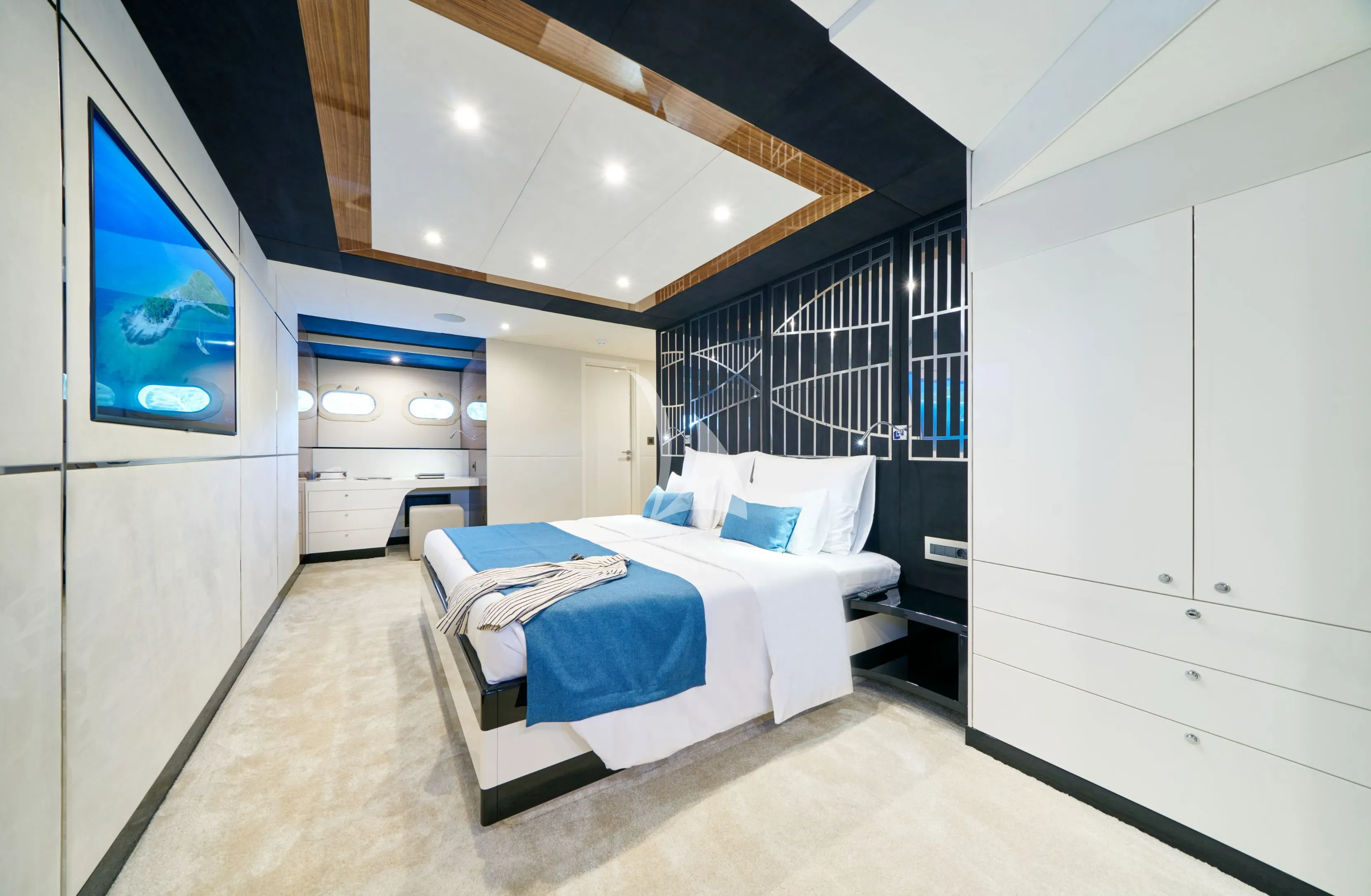 levante_yacht