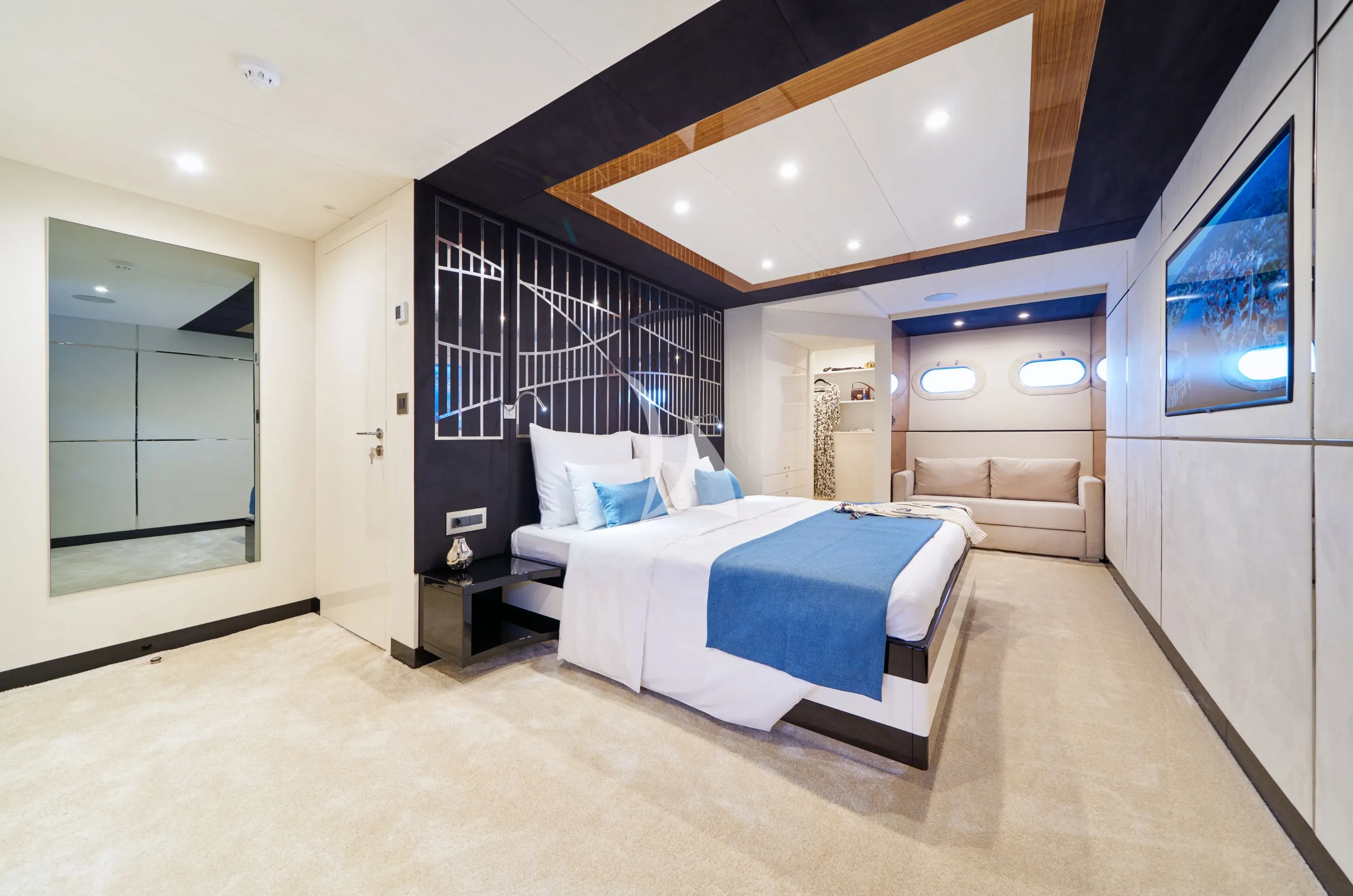 levante_yacht