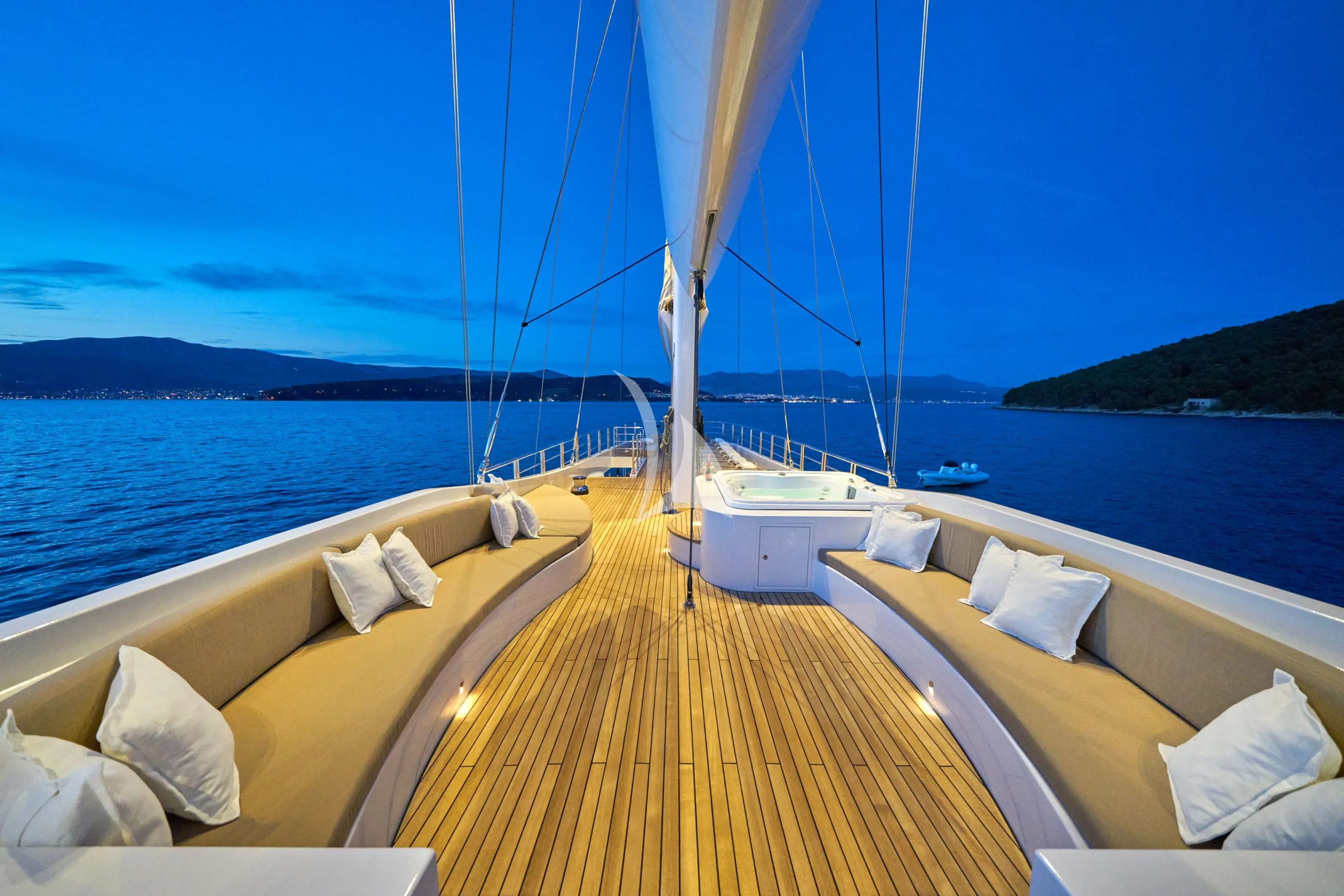 levante_yacht