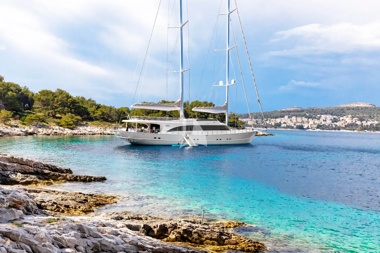 levante_yacht