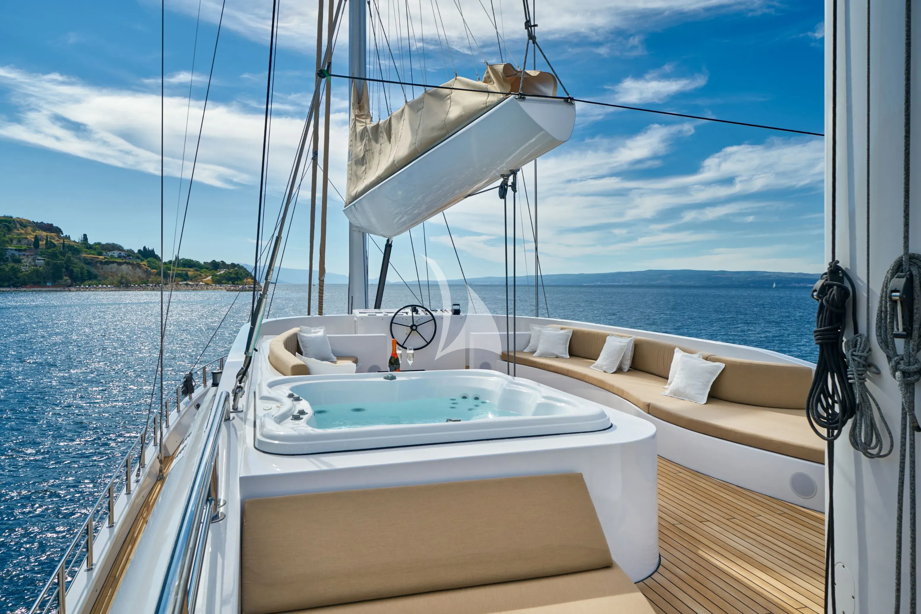 levante_yacht