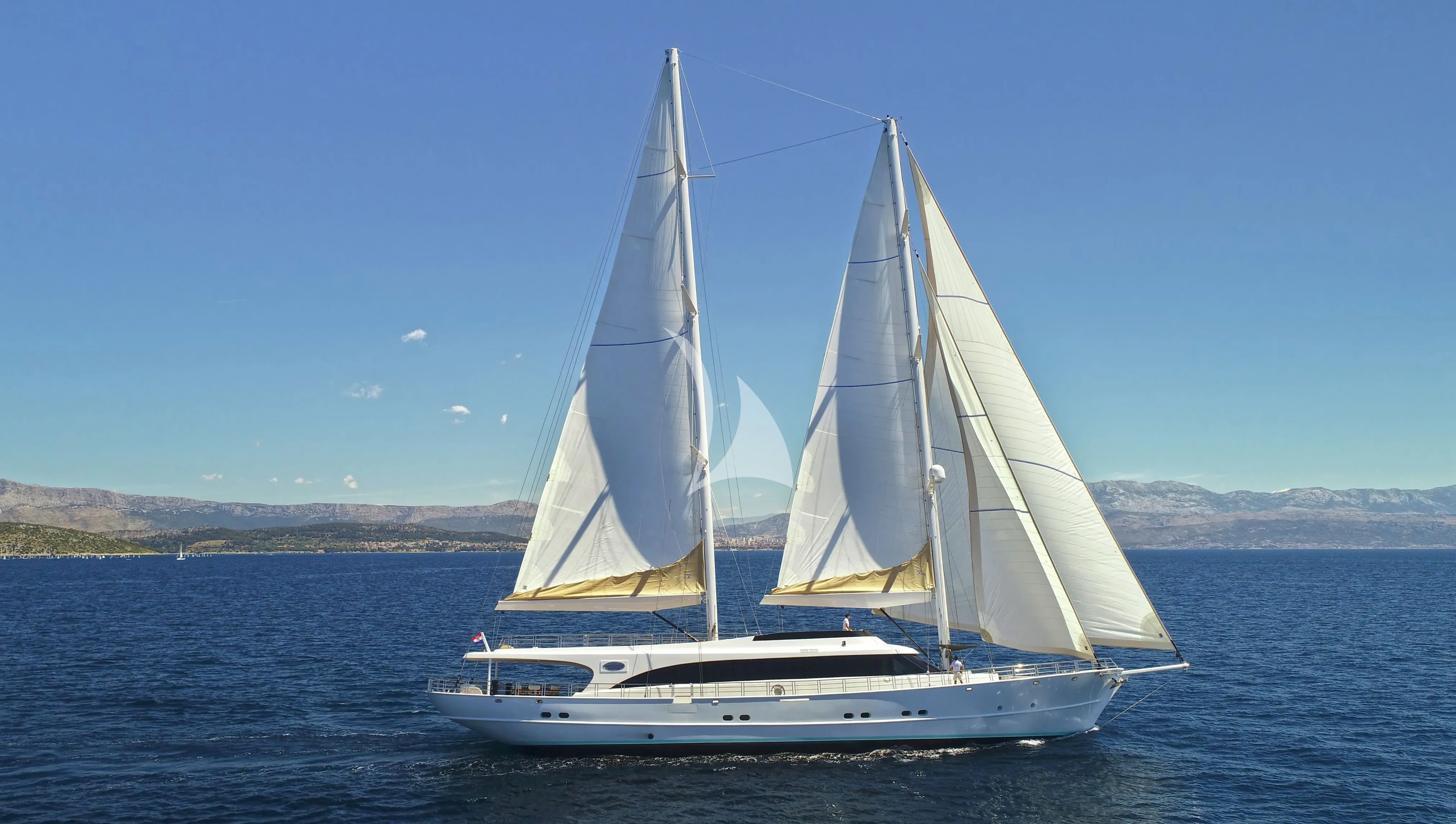 levante_yacht