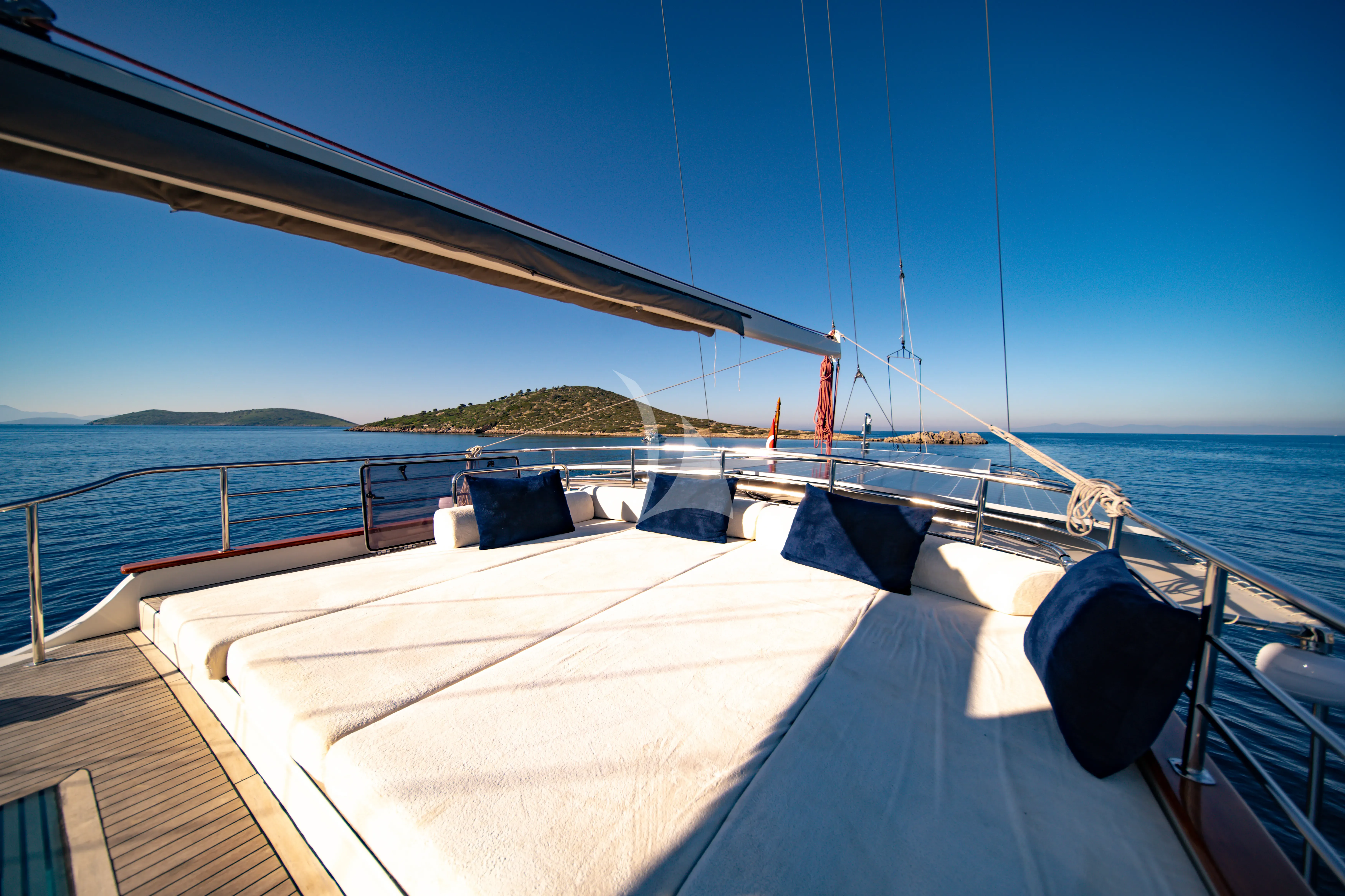 levante_yacht