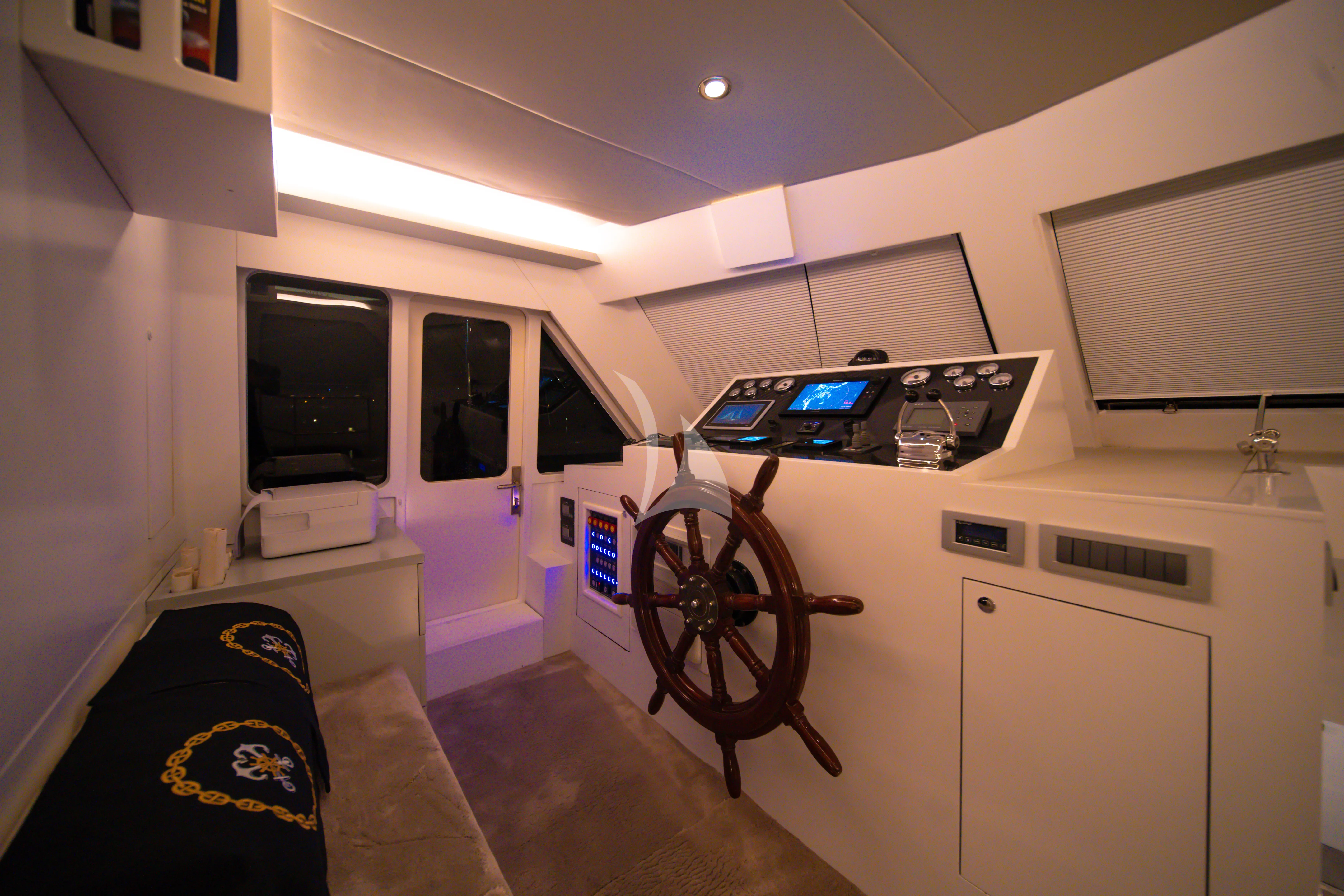 levante_yacht