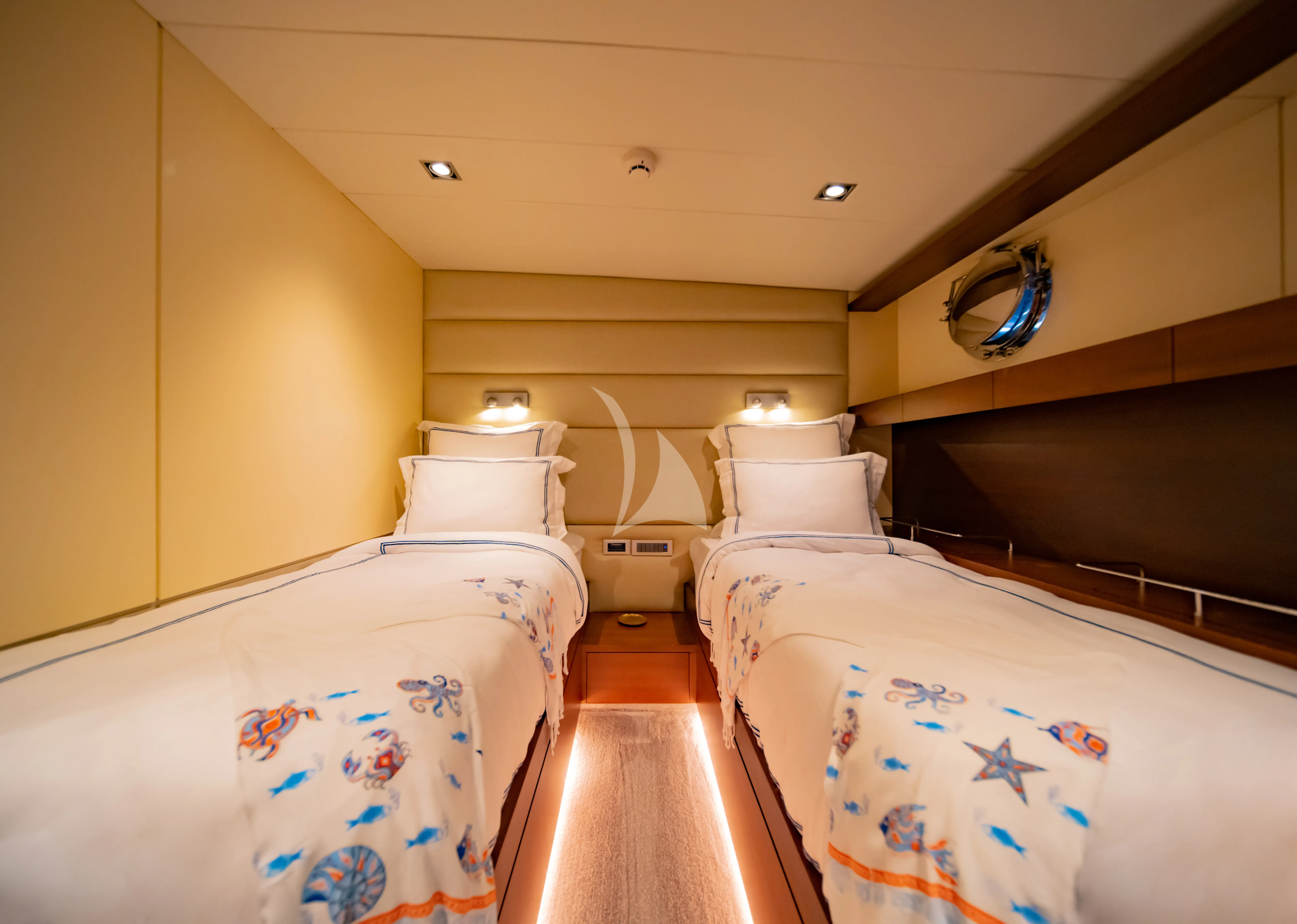 levante_yacht