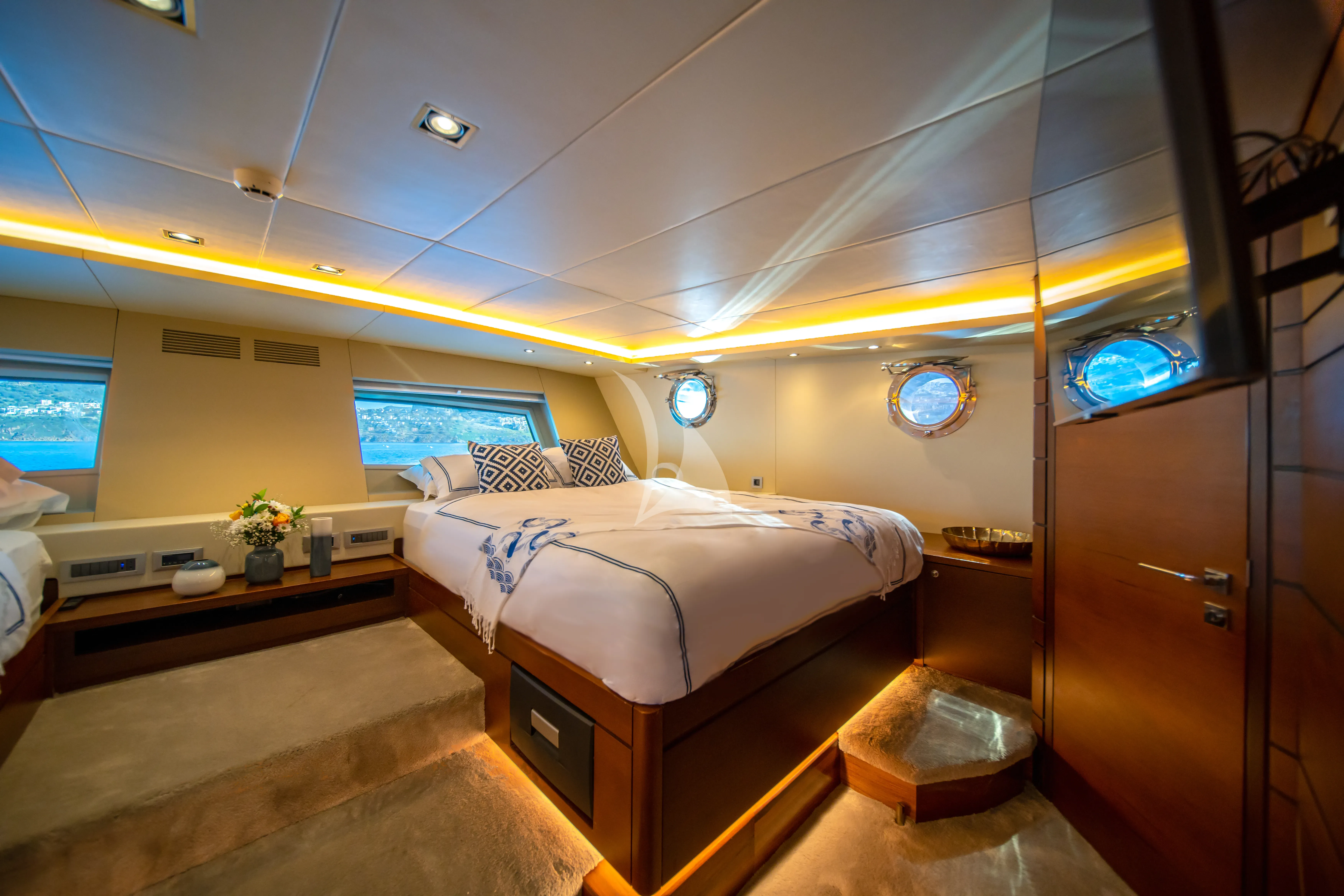 levante_yacht