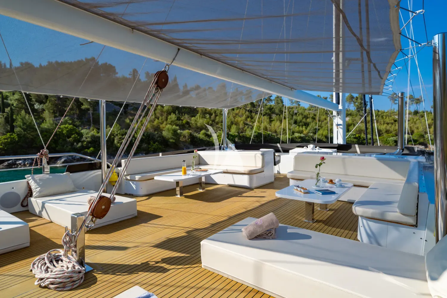 levante_yacht