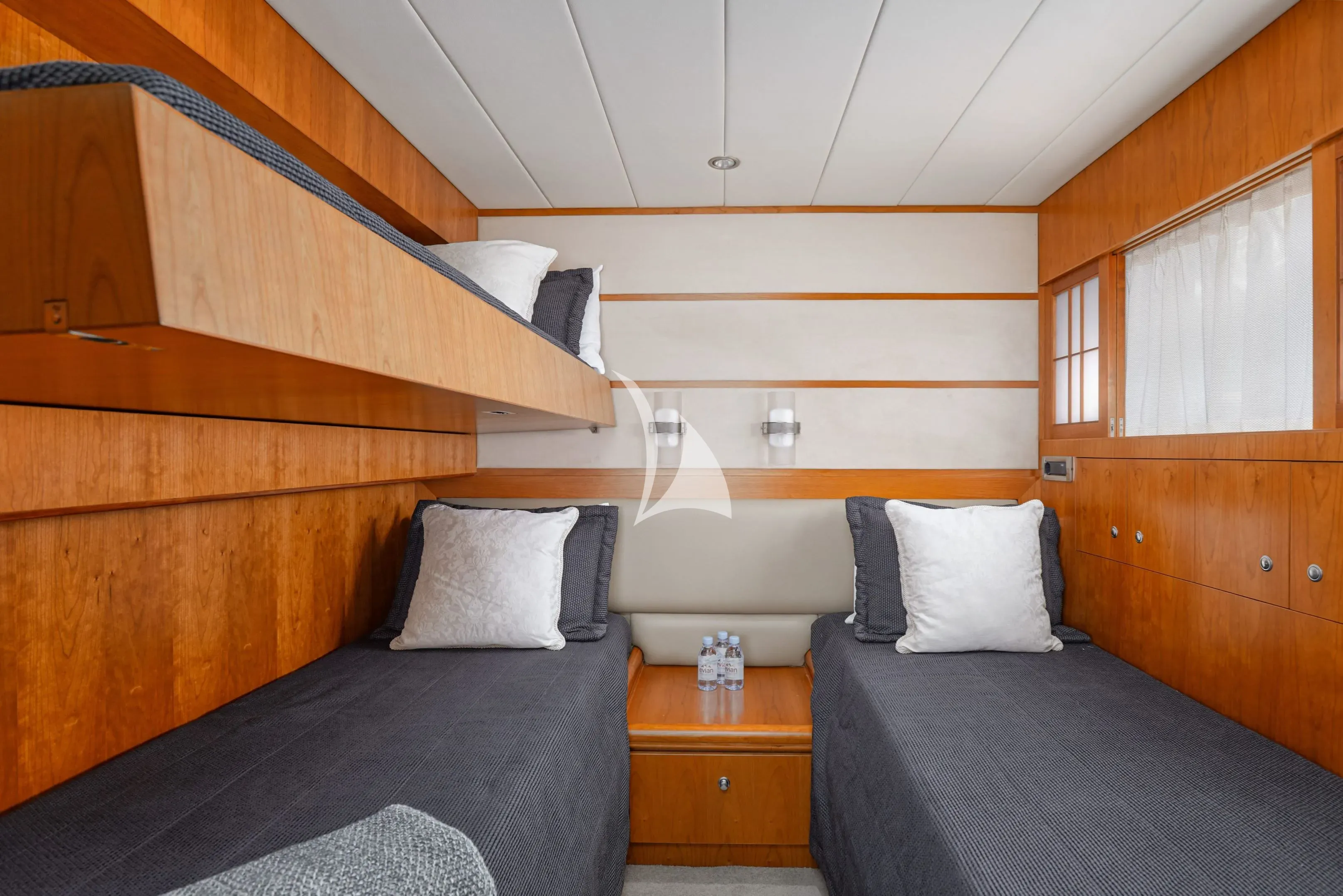 levante_yacht