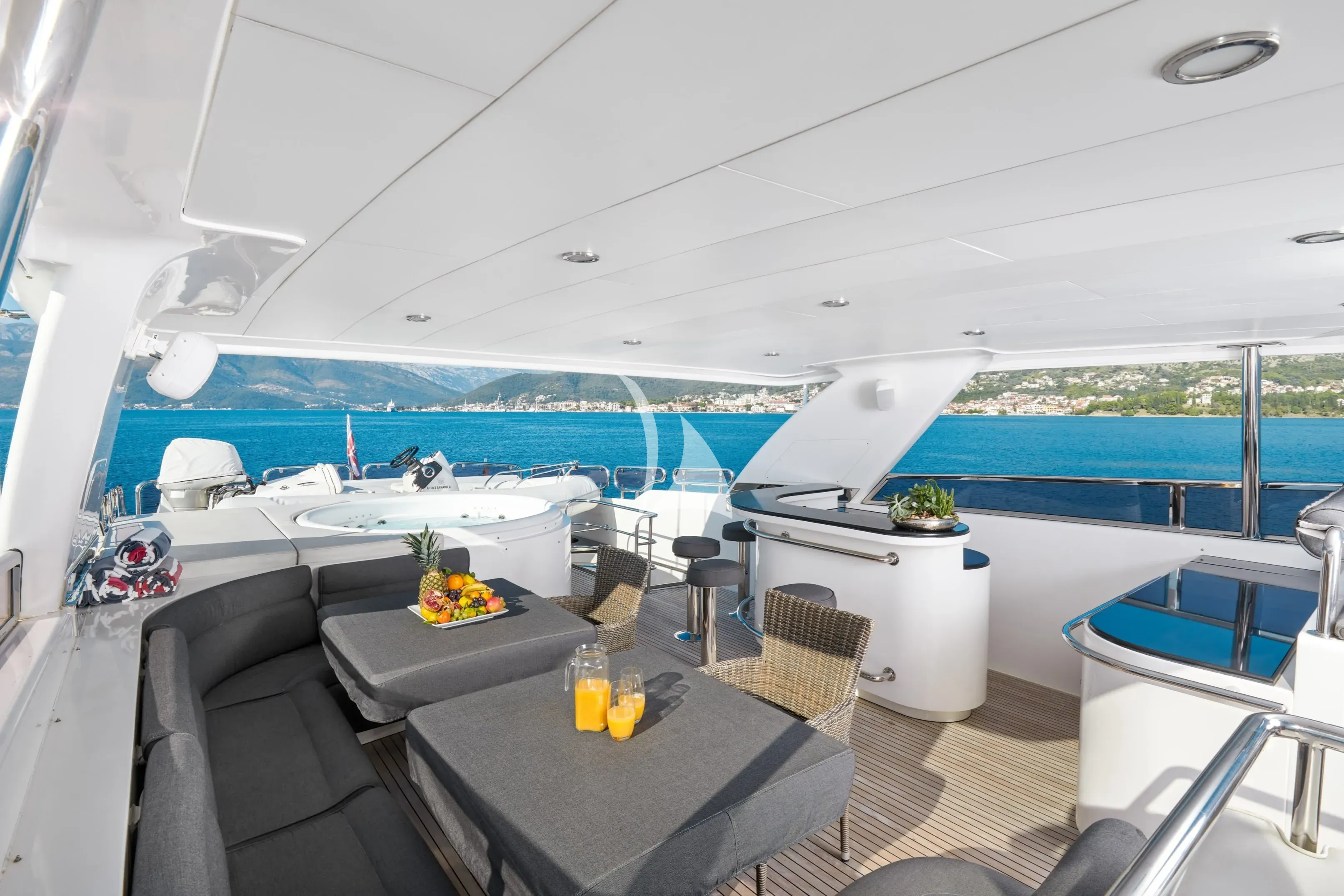 levante_yacht