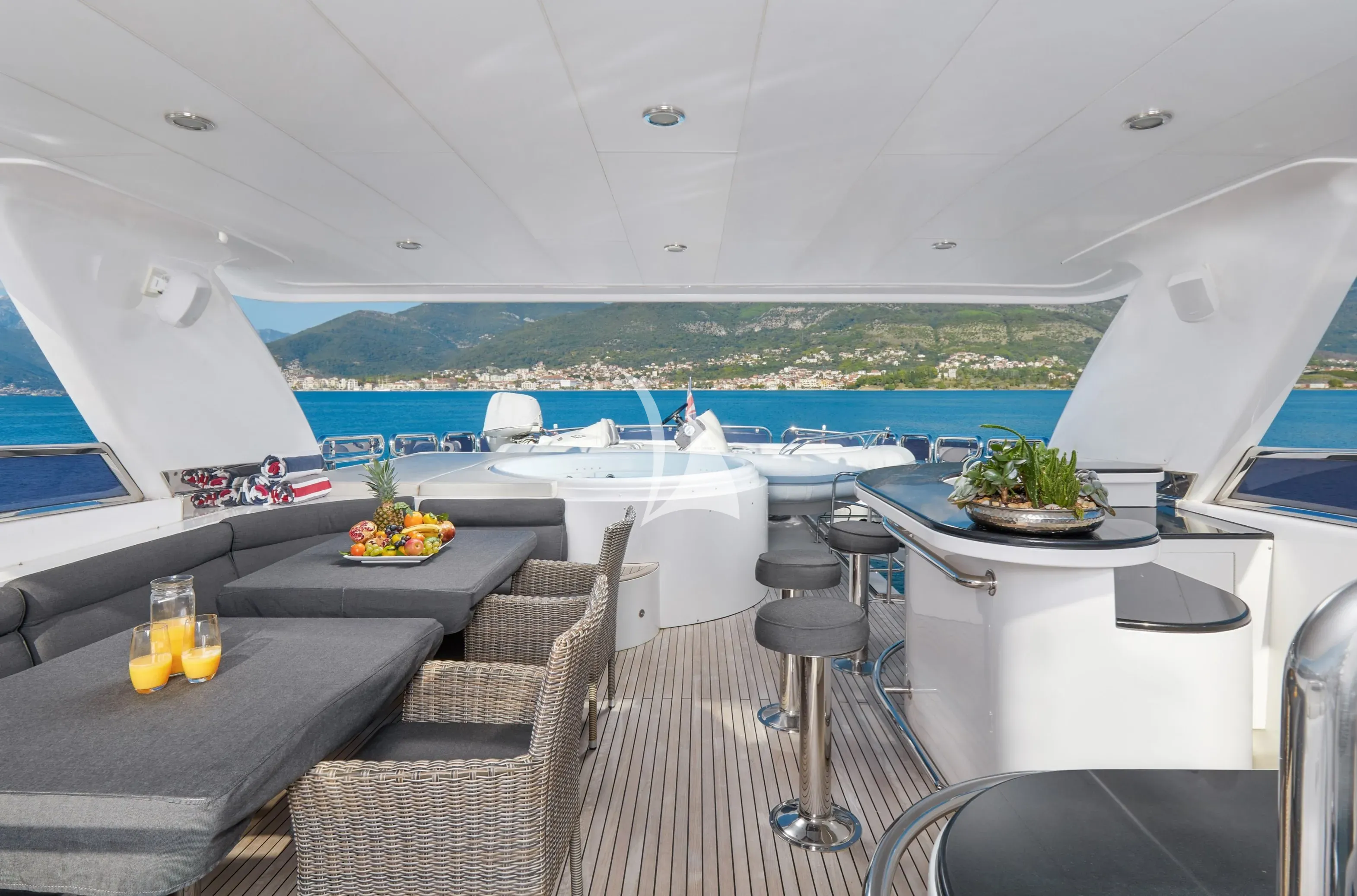 levante_yacht